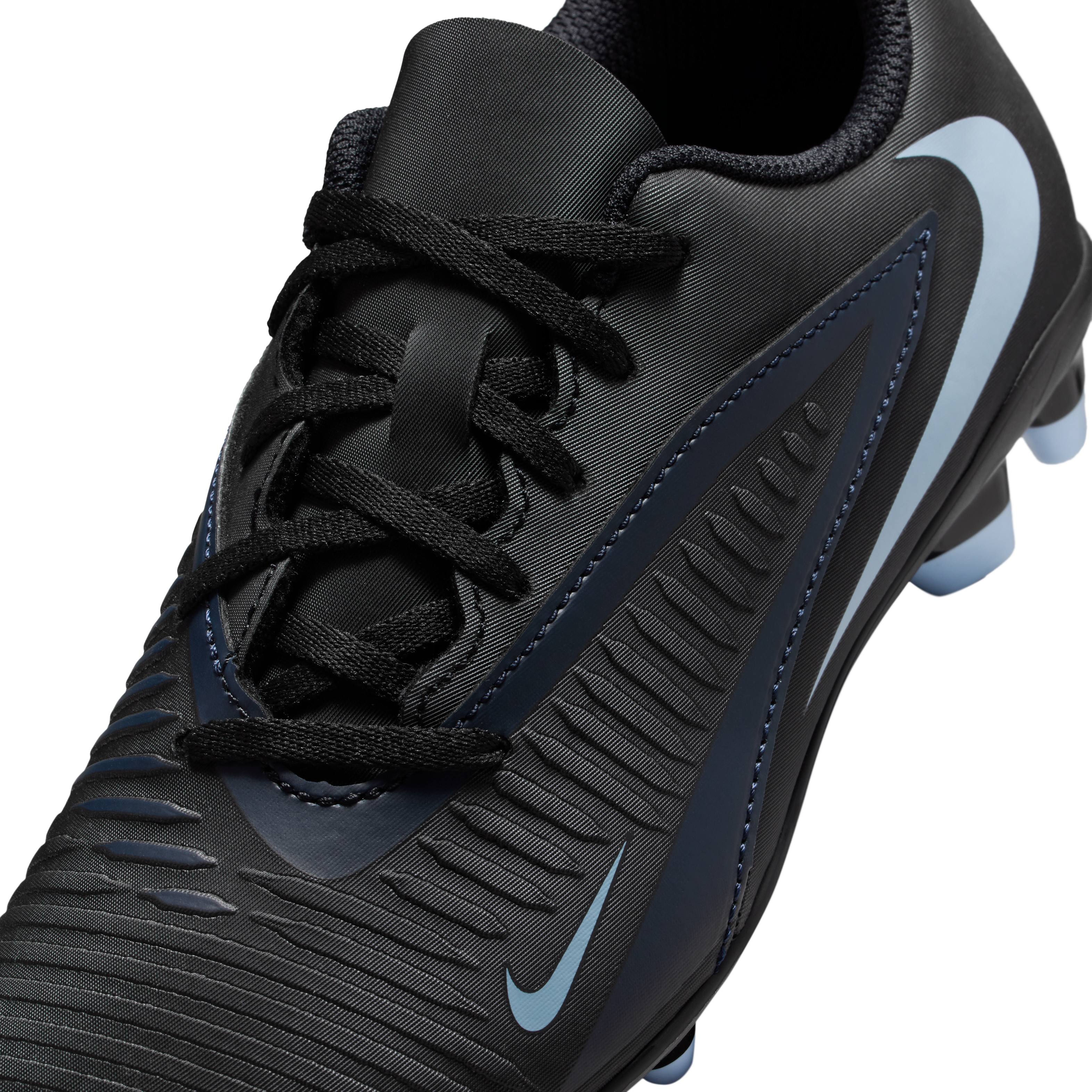Nike Jr. Phantom 6 Low Club Big Kids' Multi-Ground Soccer Cleats