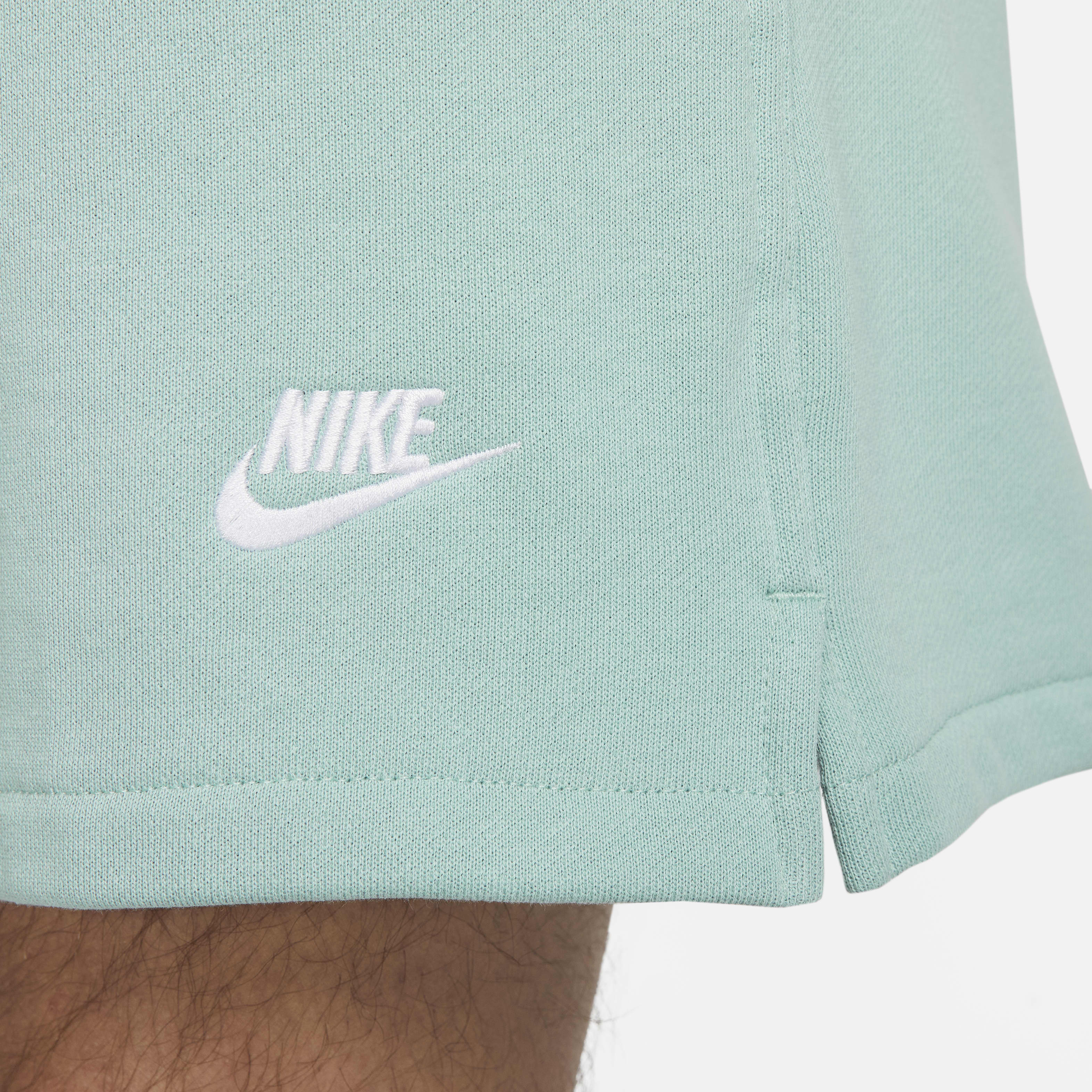 Nike Club Fleece Men's French Terry Flow Shorts