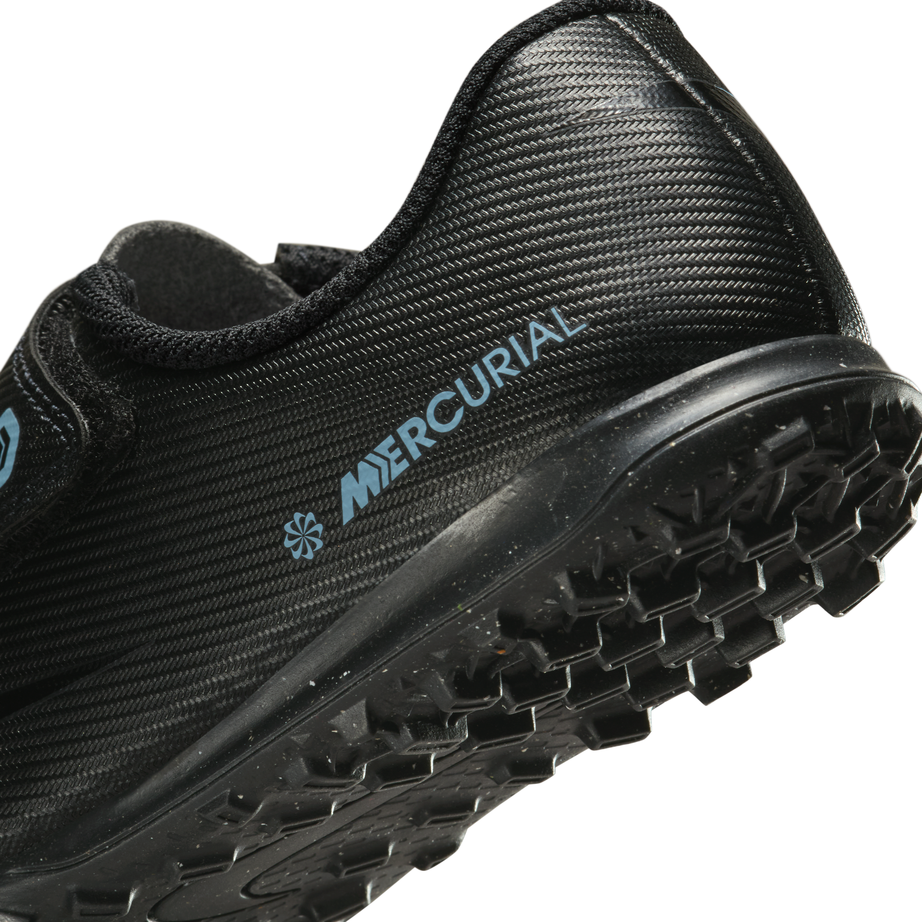 Nike Jr. Mercurial Vapor 16 Club Little Kids' Turf Low-Top Soccer Shoes