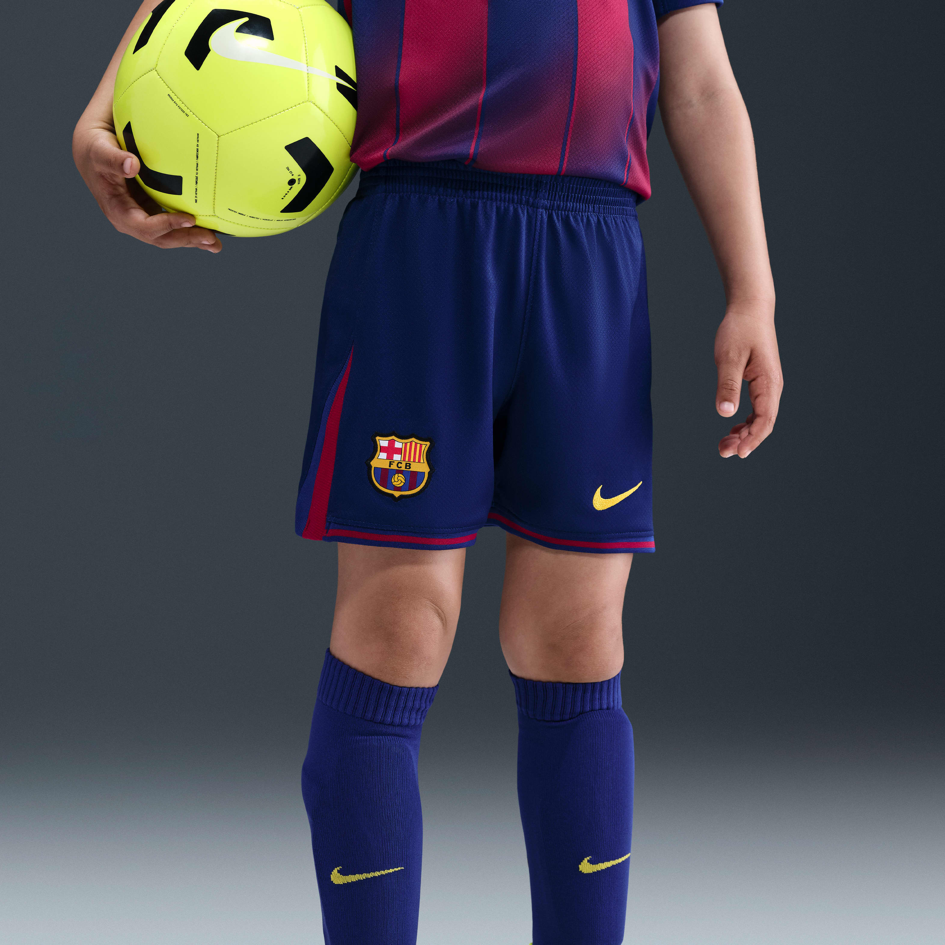 FC Barcelona 2025/26 Stadium Home Little Kids' Nike Soccer Replica 3-Piece Kit