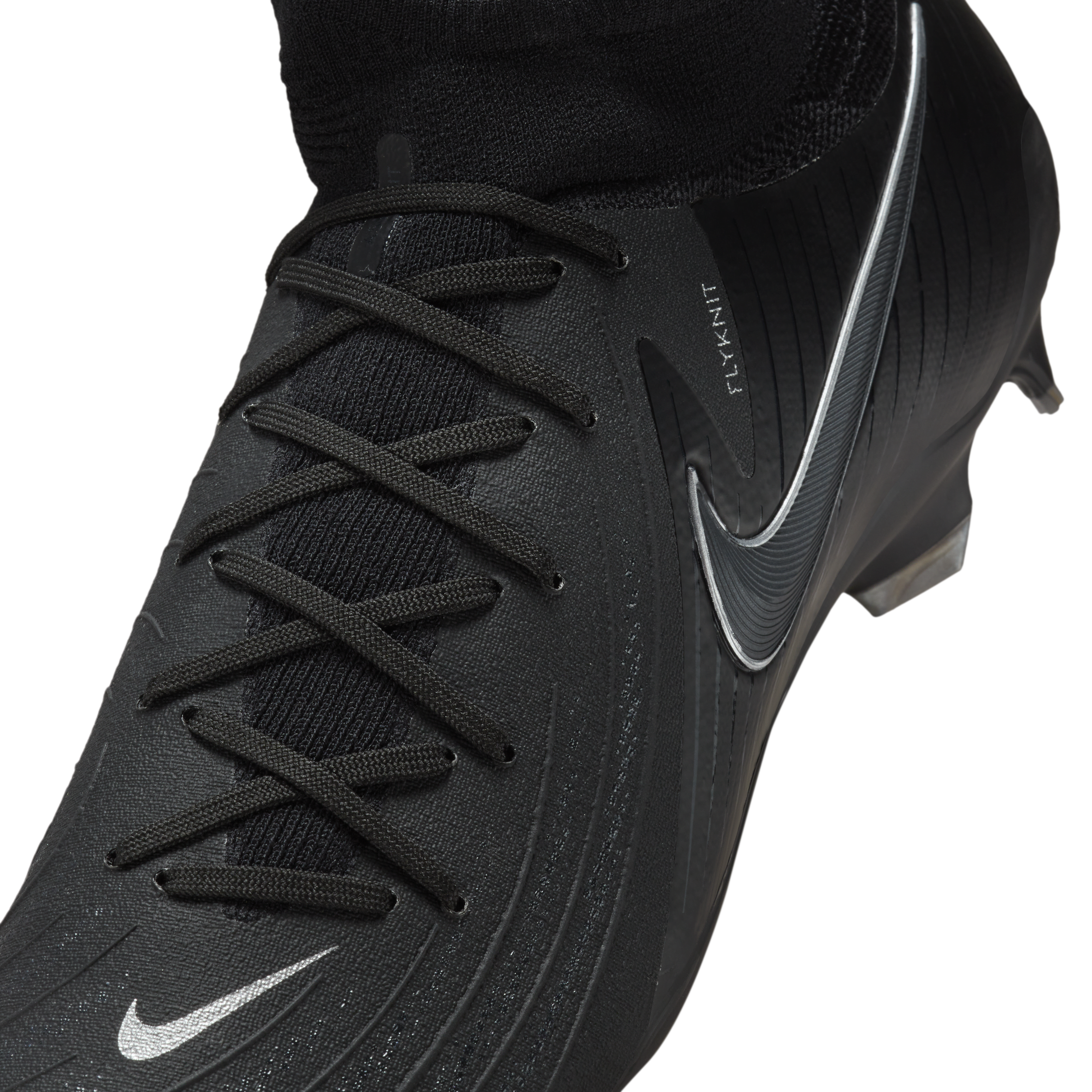 Nike Phantom Luna 2 Pro FG High-Top Soccer Cleats