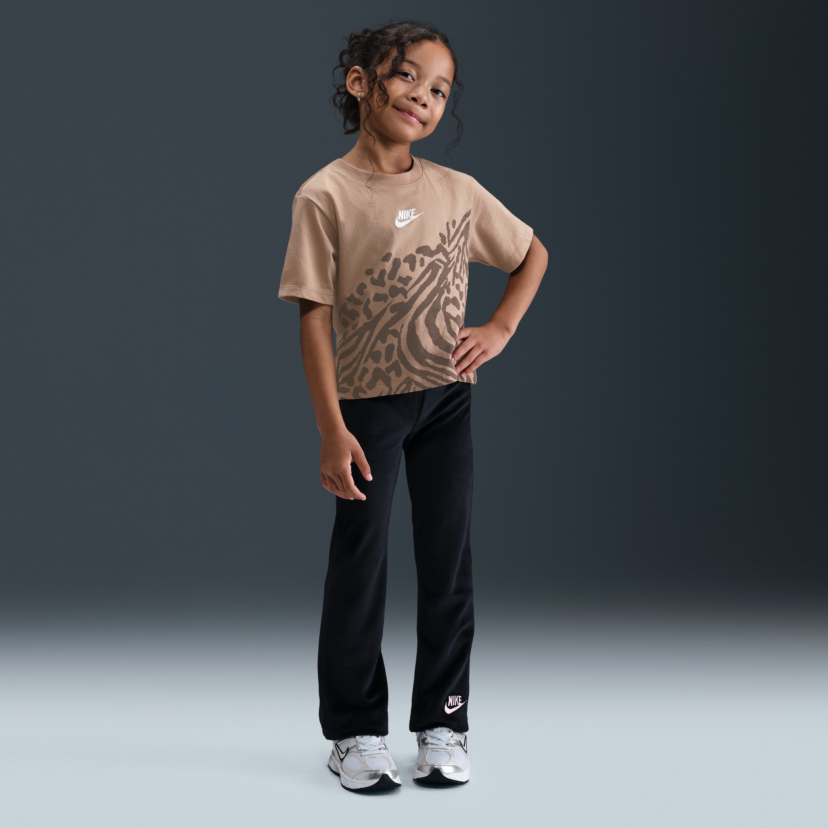 Nike Wild Warmth Little Kids' Boxy T-Shirt