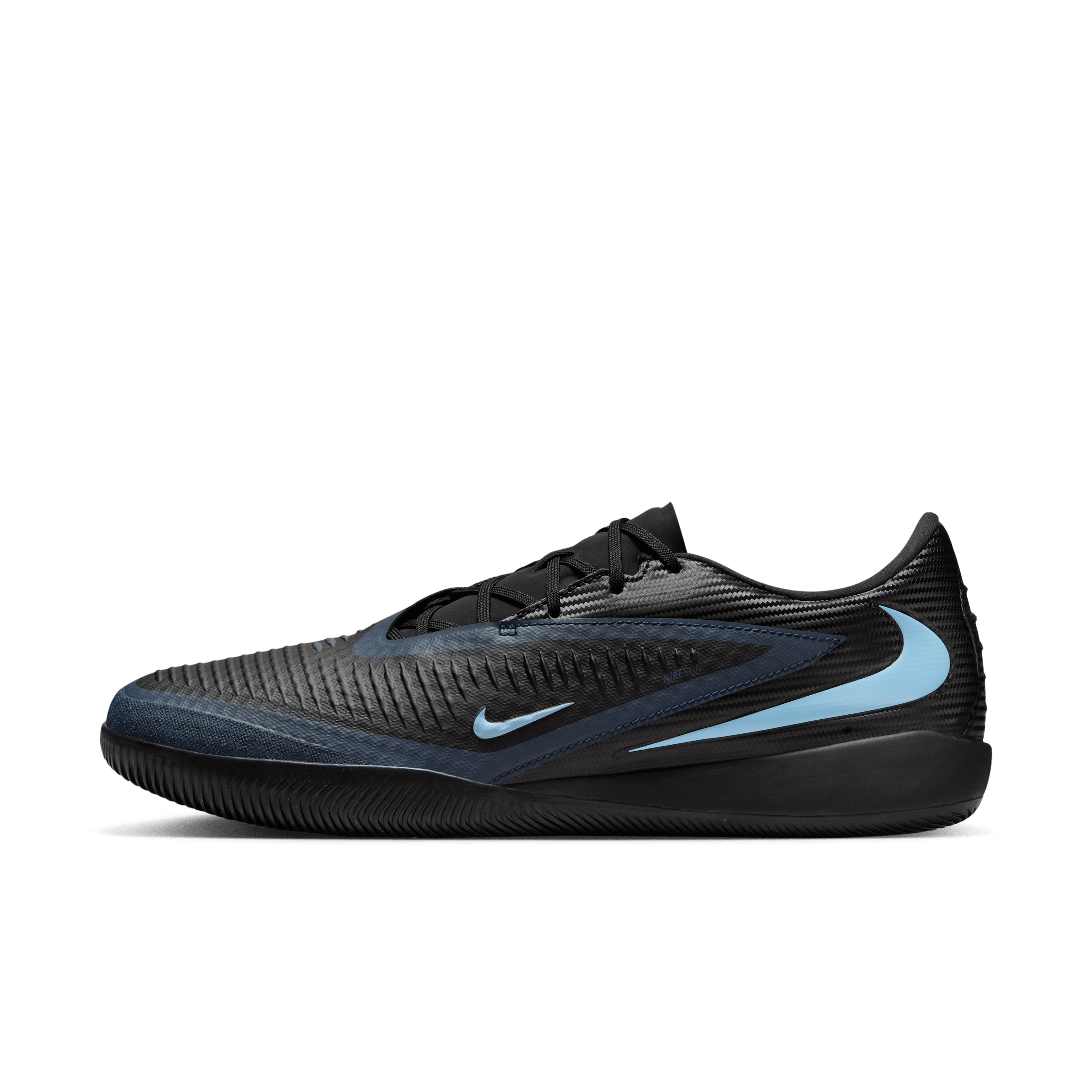 Nike Phantom 6 Low Academy Indoor/Court Soccer Shoes