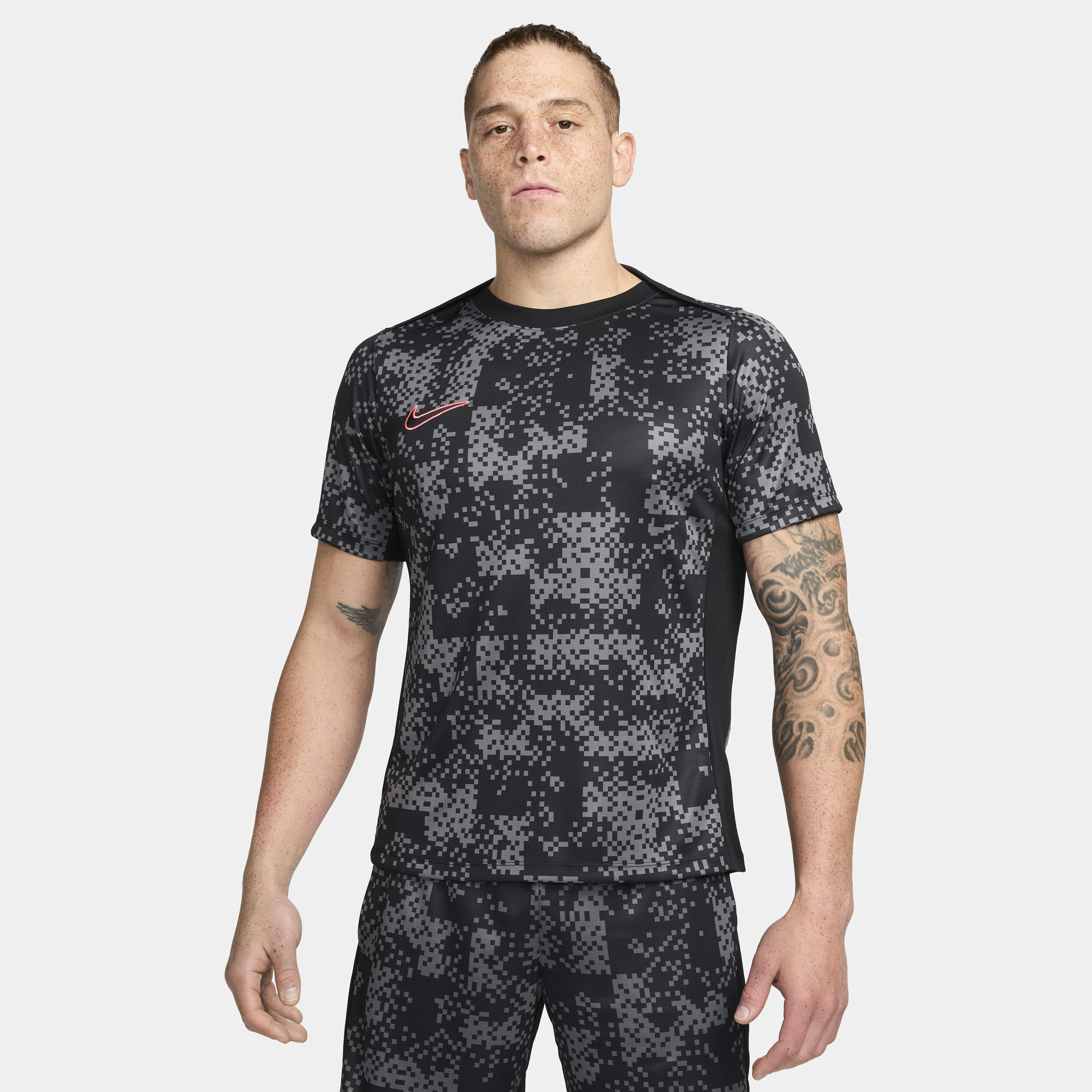 Nike Academy Pro Men's Dri-FIT Soccer Short-Sleeve Graphic Top