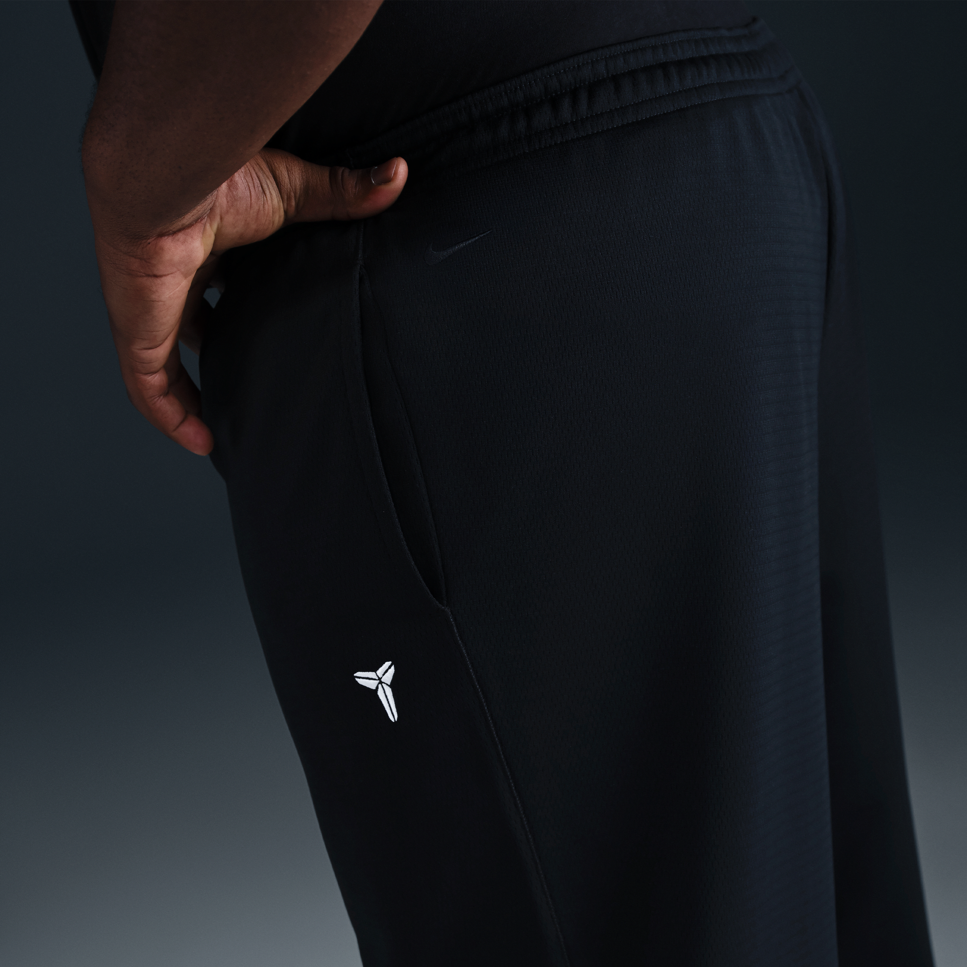 Kobe Therma-FIT Basketball Pants