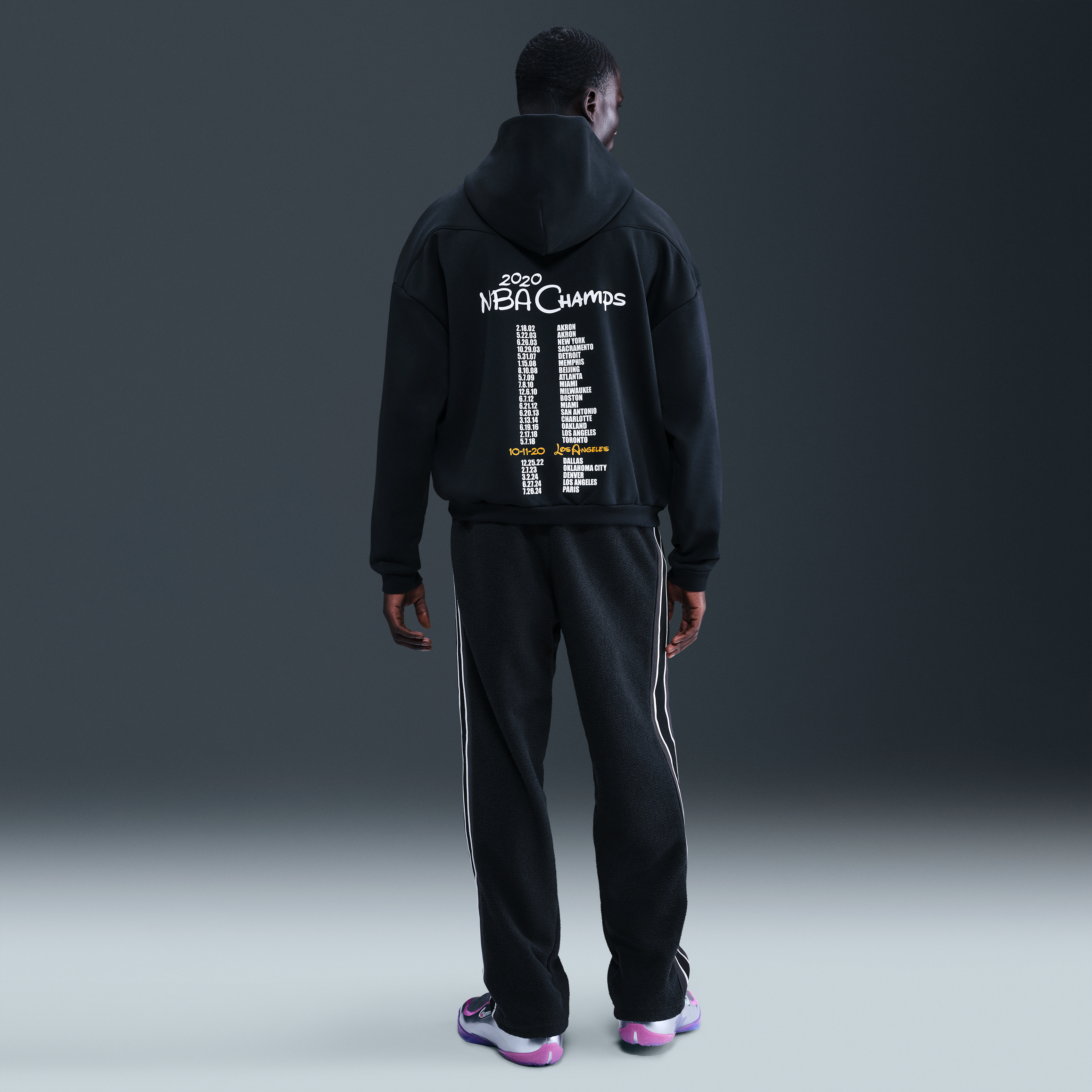 LeBron "Bubble Boy" Men's Nike Therma-FIT Basketball Pullover Hoodie