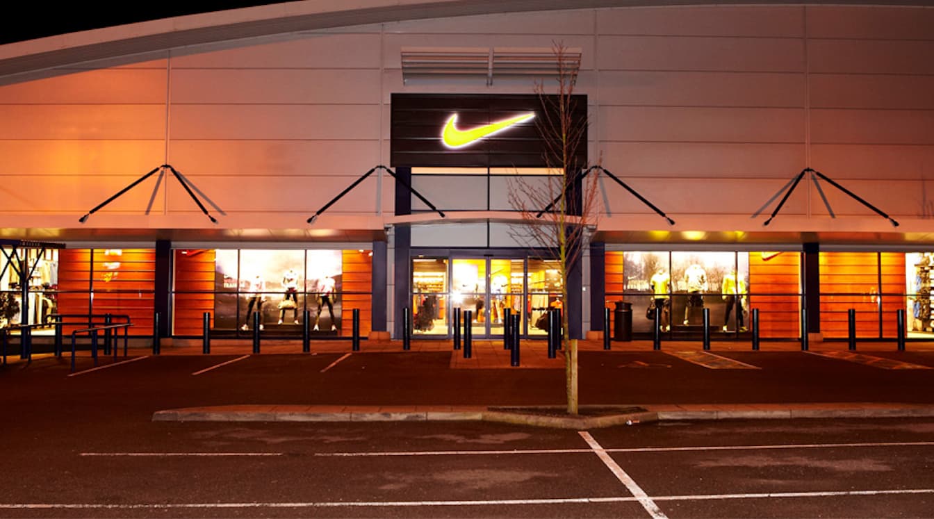 satisfacción Querer Poder Norwich Riverside Nike Factory Store. Norwich, GBR. Nike.com GB