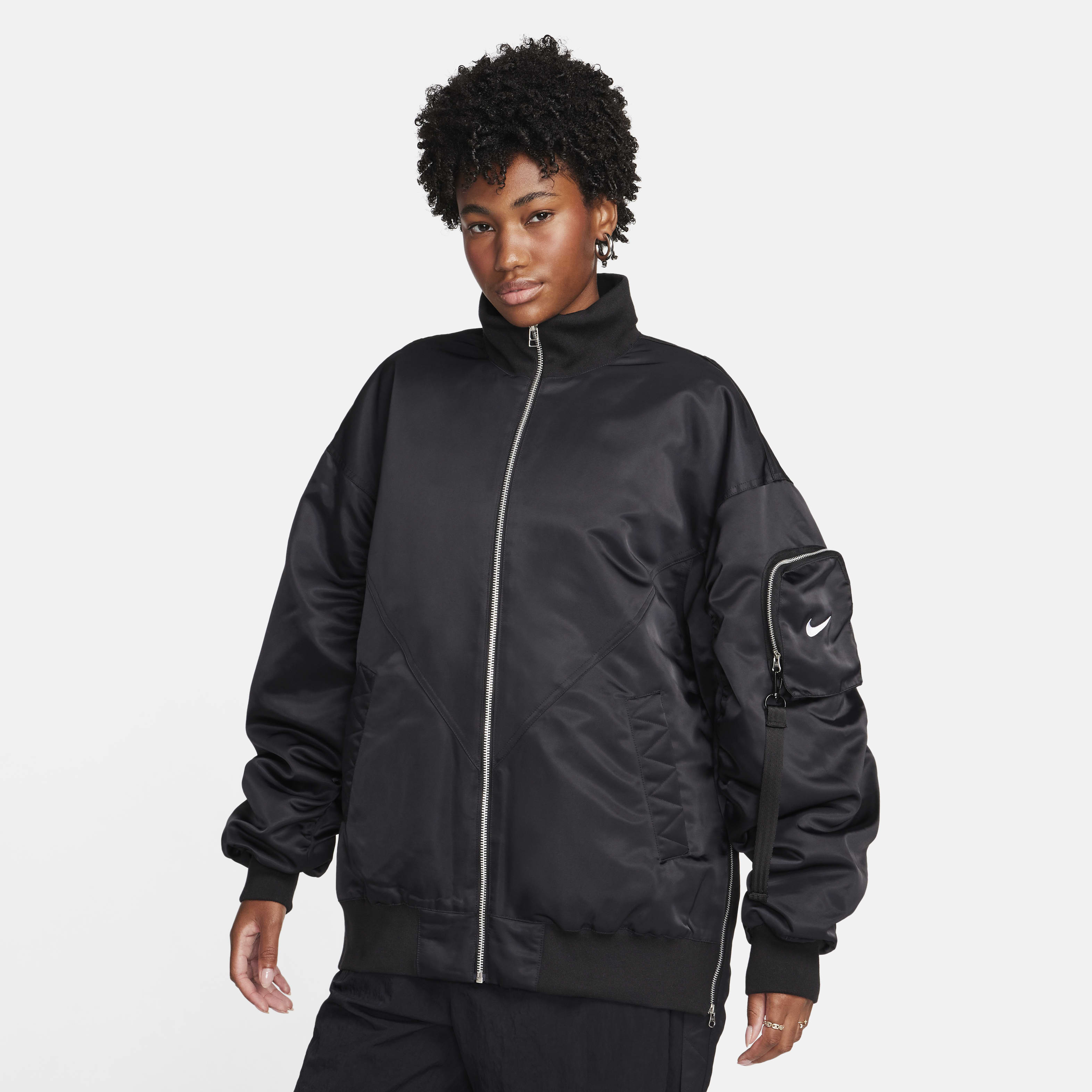 Nike Sportswear Essential Women's Therma-FIT Oversized Bomber Jacket