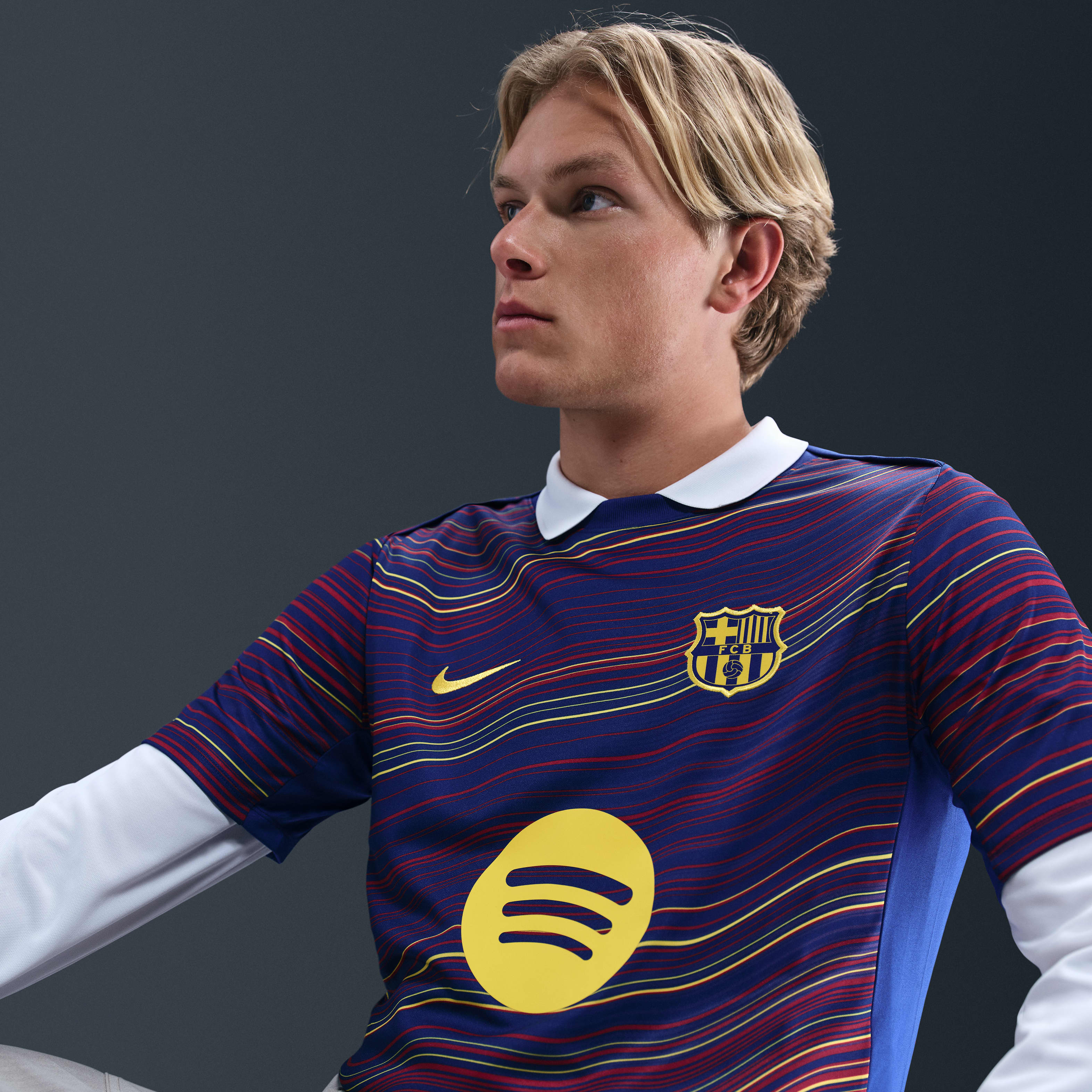 FC Barcelona Academy Pro Home Men's Nike Dri-FIT Soccer Pre-Match Short-Sleeve Top