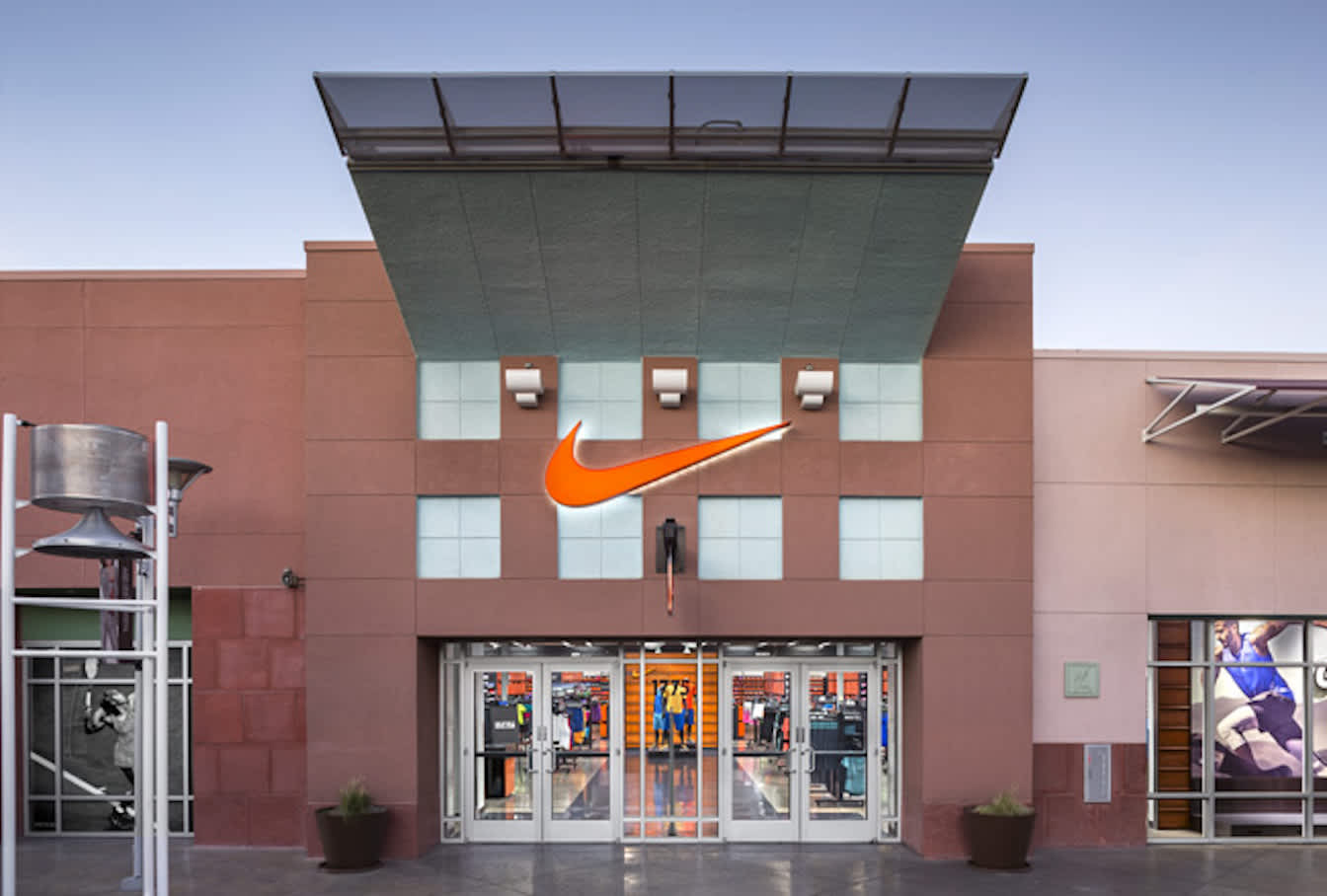 nike outlets