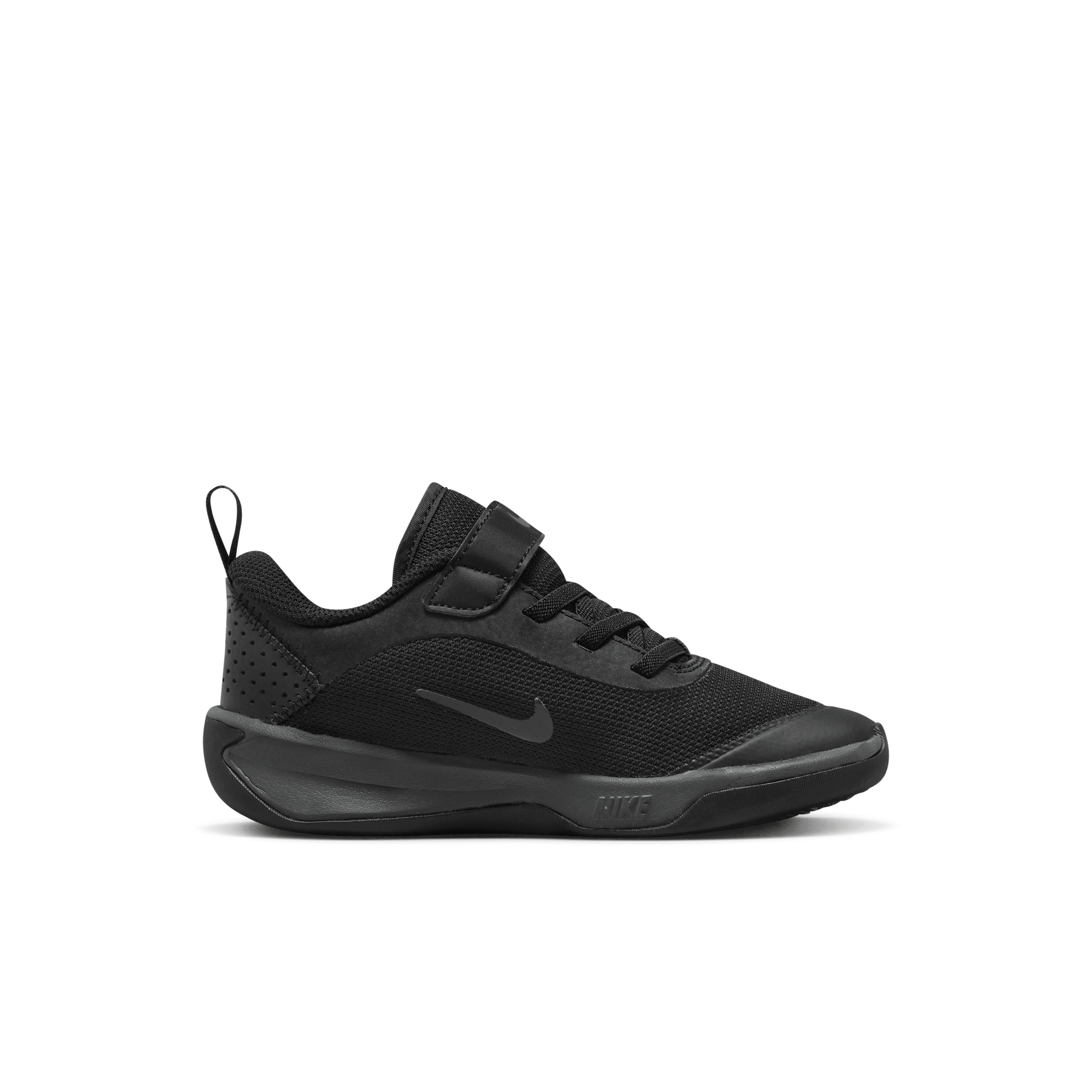 Nike Omni Multi-Court Little Kids' Shoes