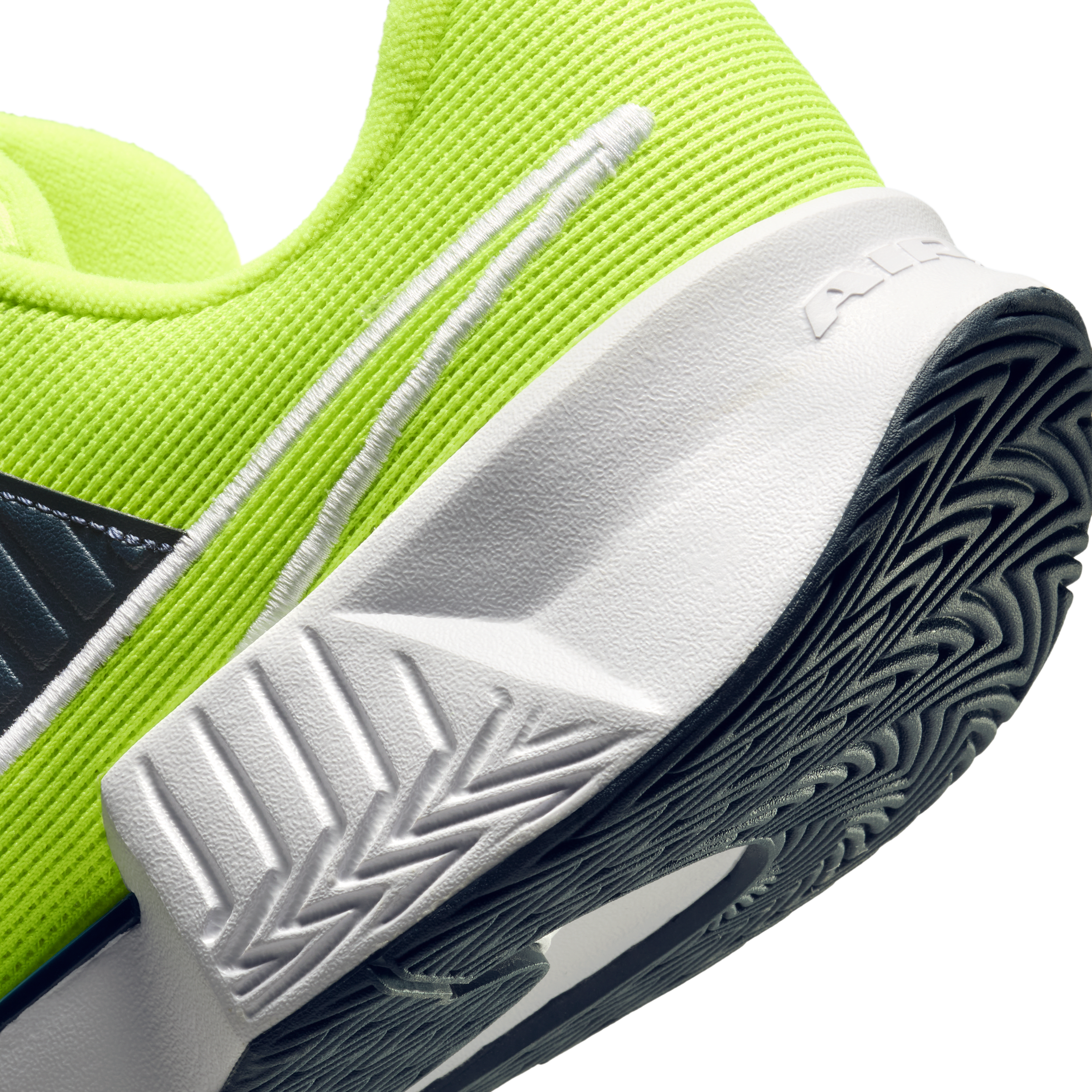 Nike Zoom Challenge Men's Pickleball Shoes