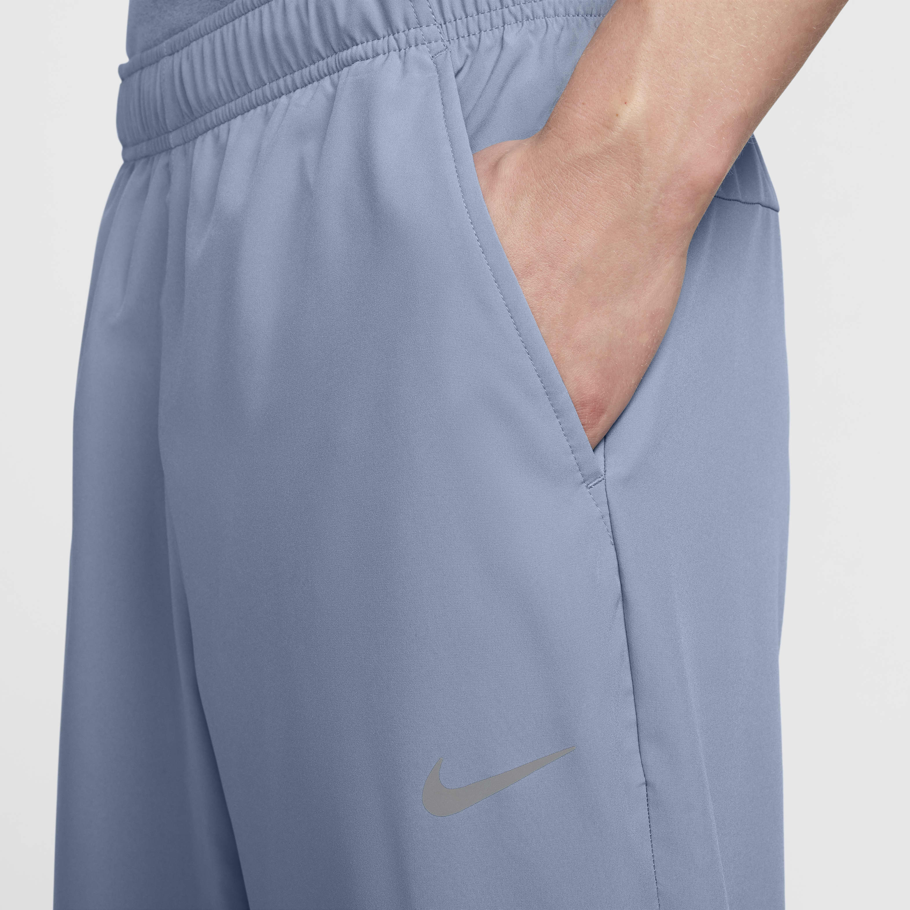 Nike Form Men's Dri-FIT Tapered Versatile Pants