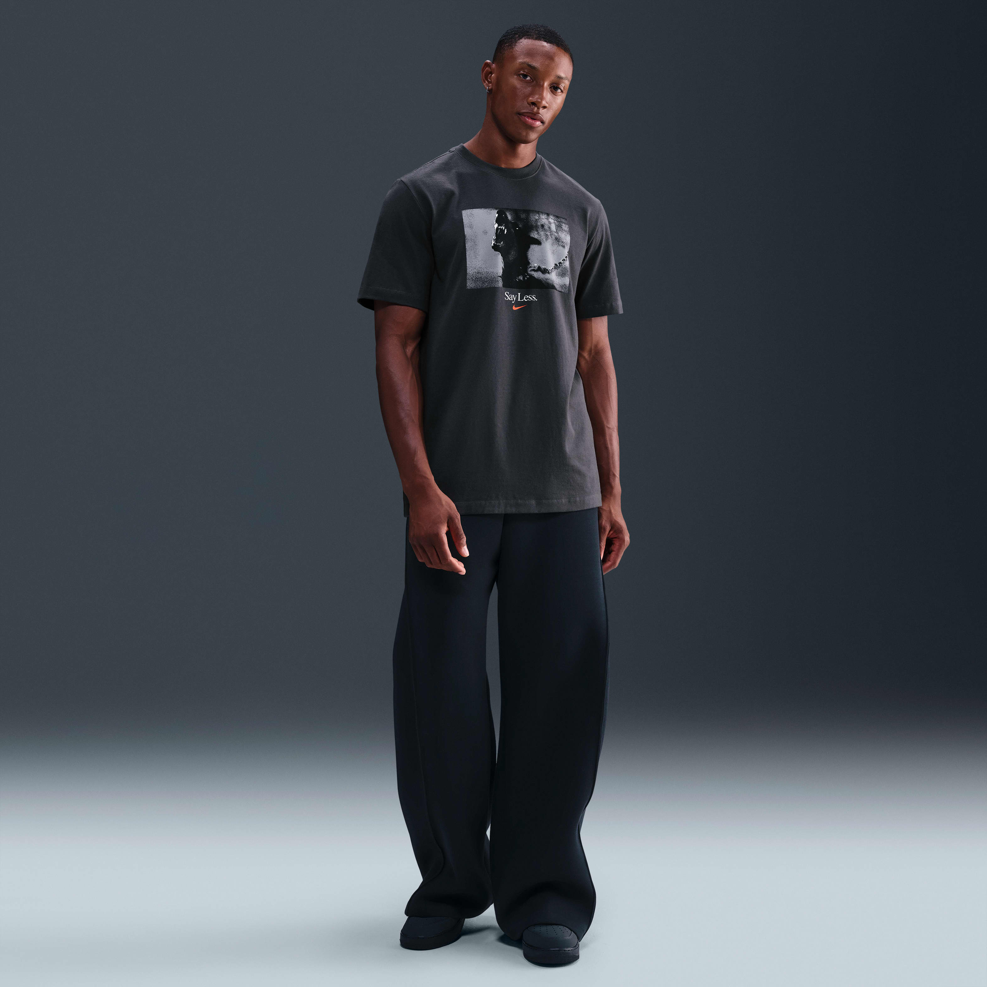 Nike Sportswear Men's-T-Shirt