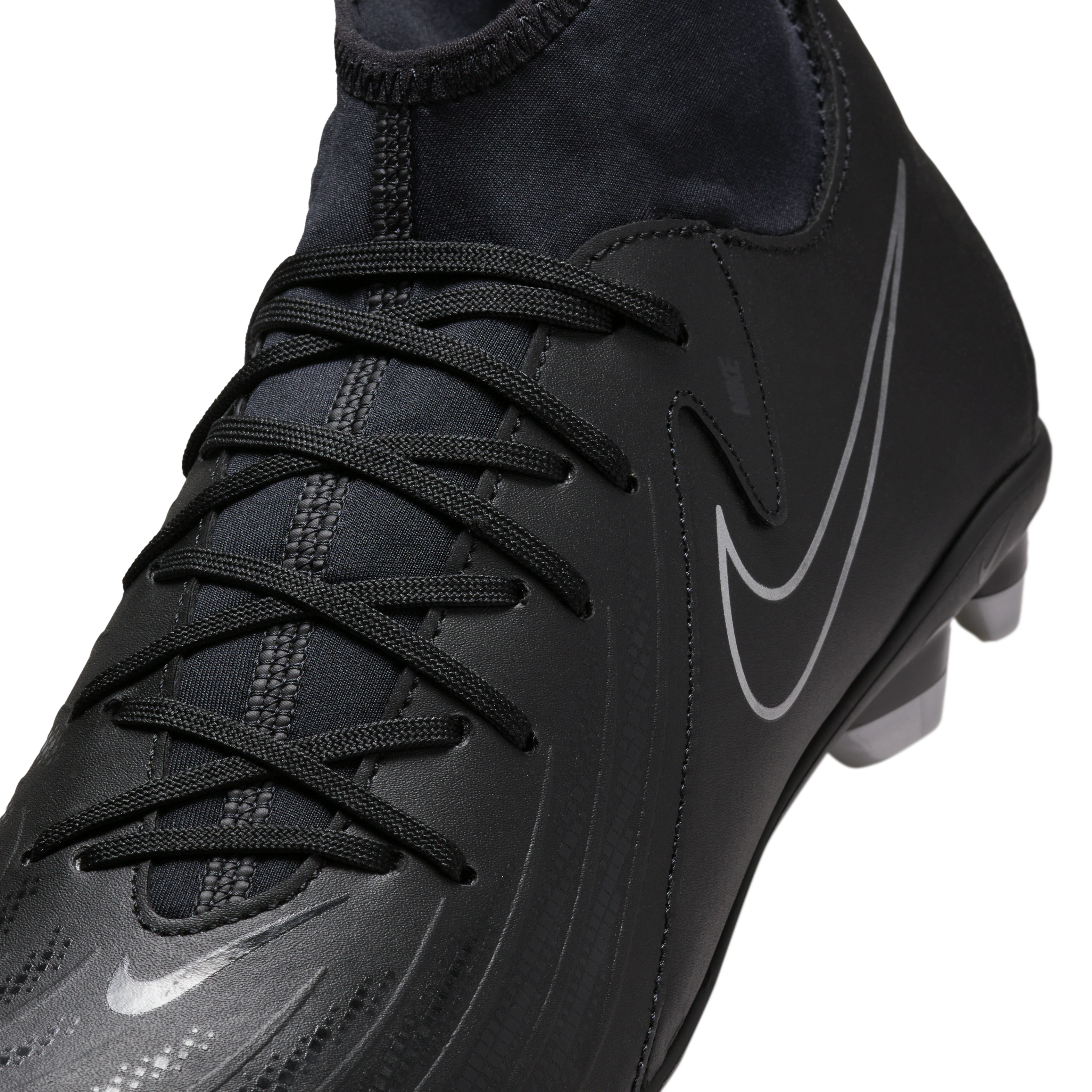 Nike Phantom Luna 2 Club MG High-Top Soccer Cleats