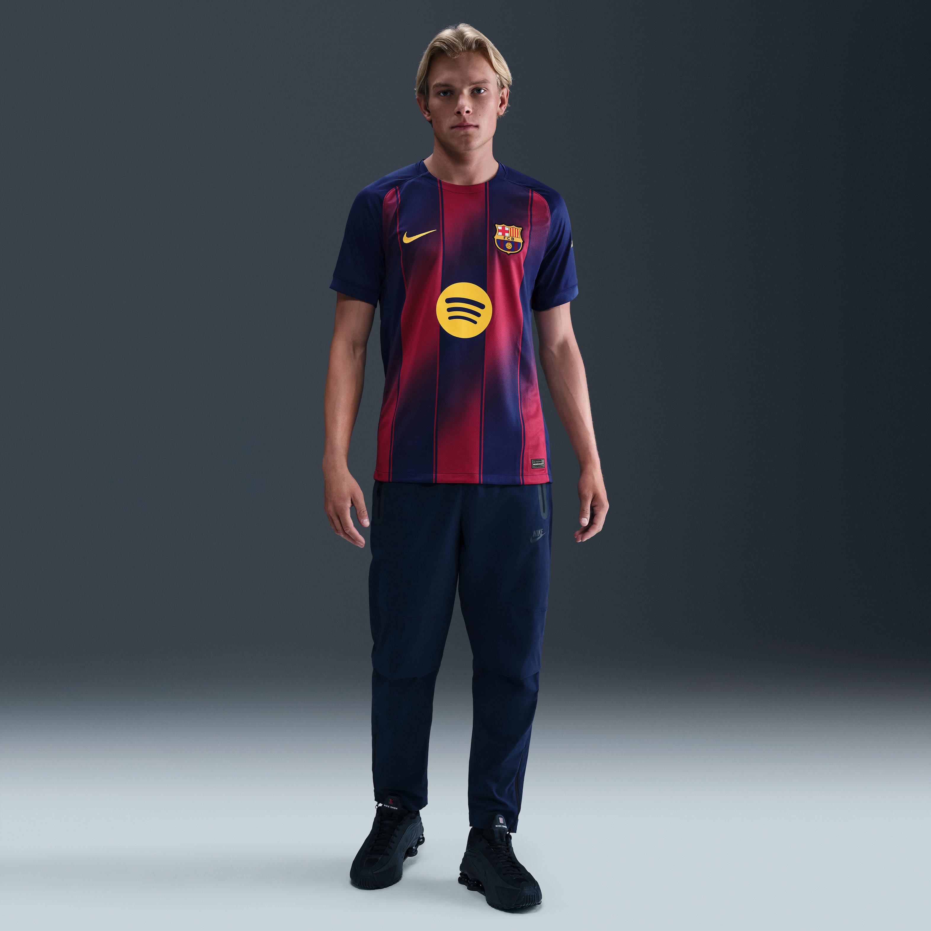 FC Barcelona 2025/26 Stadium Home Men's Nike Dri-FIT Soccer Replica Jersey