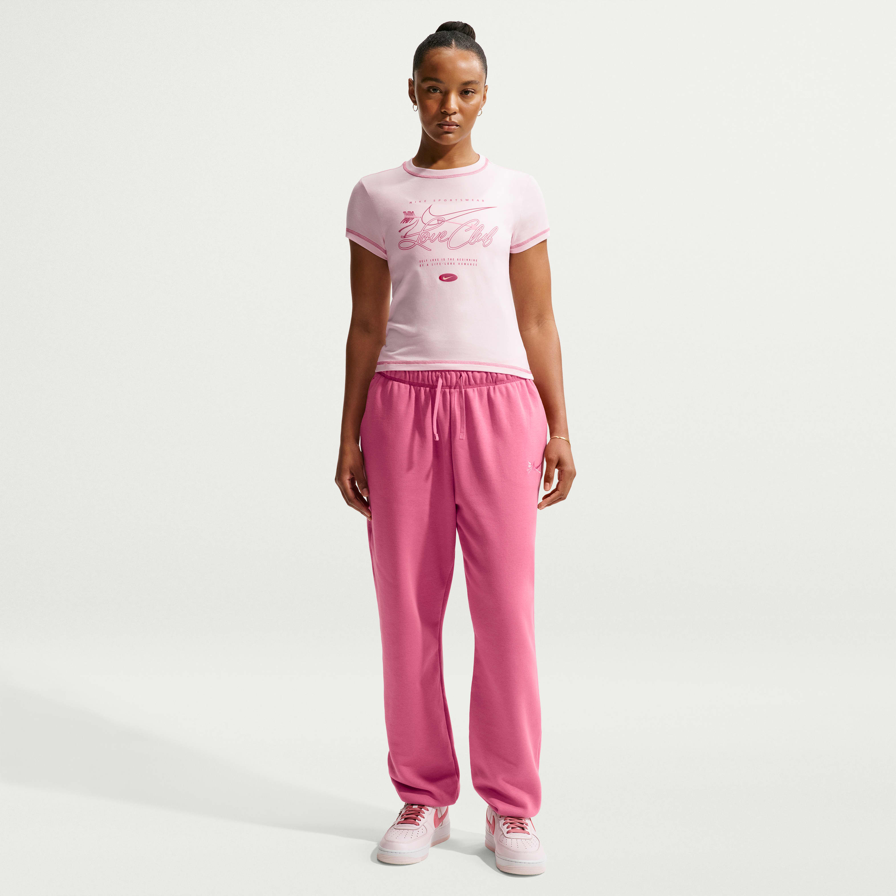 Nike Sportswear Club Fleece Women's Mid-Rise Oversized Sweatpants