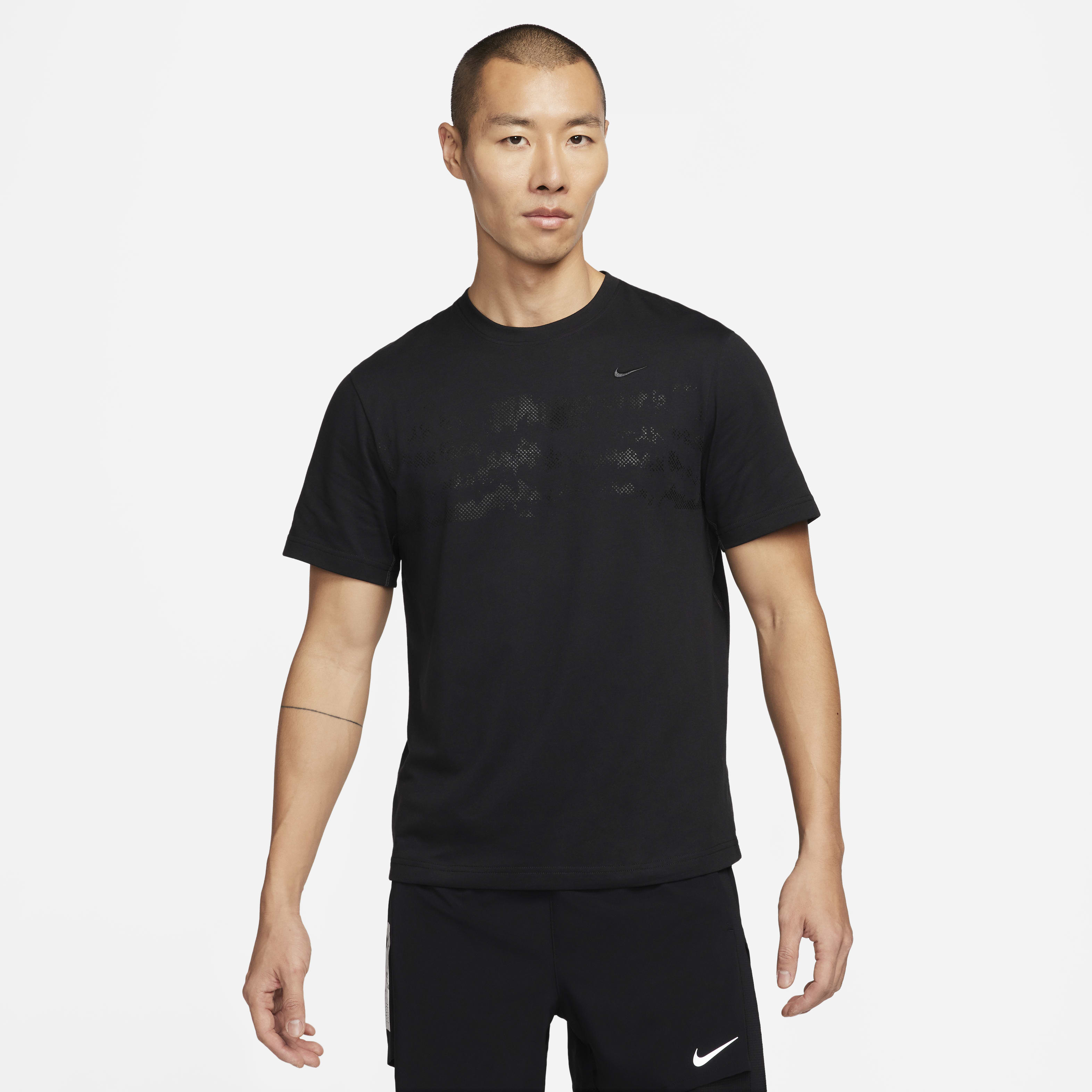 Nike Primary Men's Dri-FIT Short-Sleeve Versatile Top