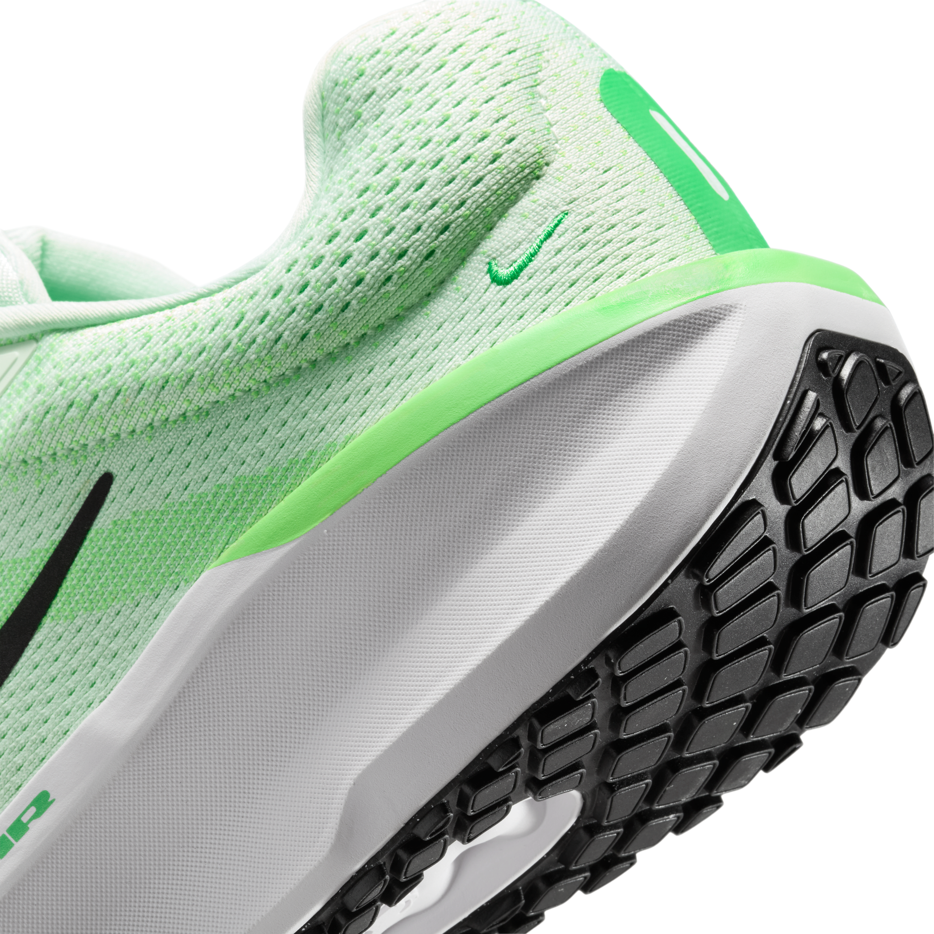 Nike Winflo 11 Men's Road Running Shoes