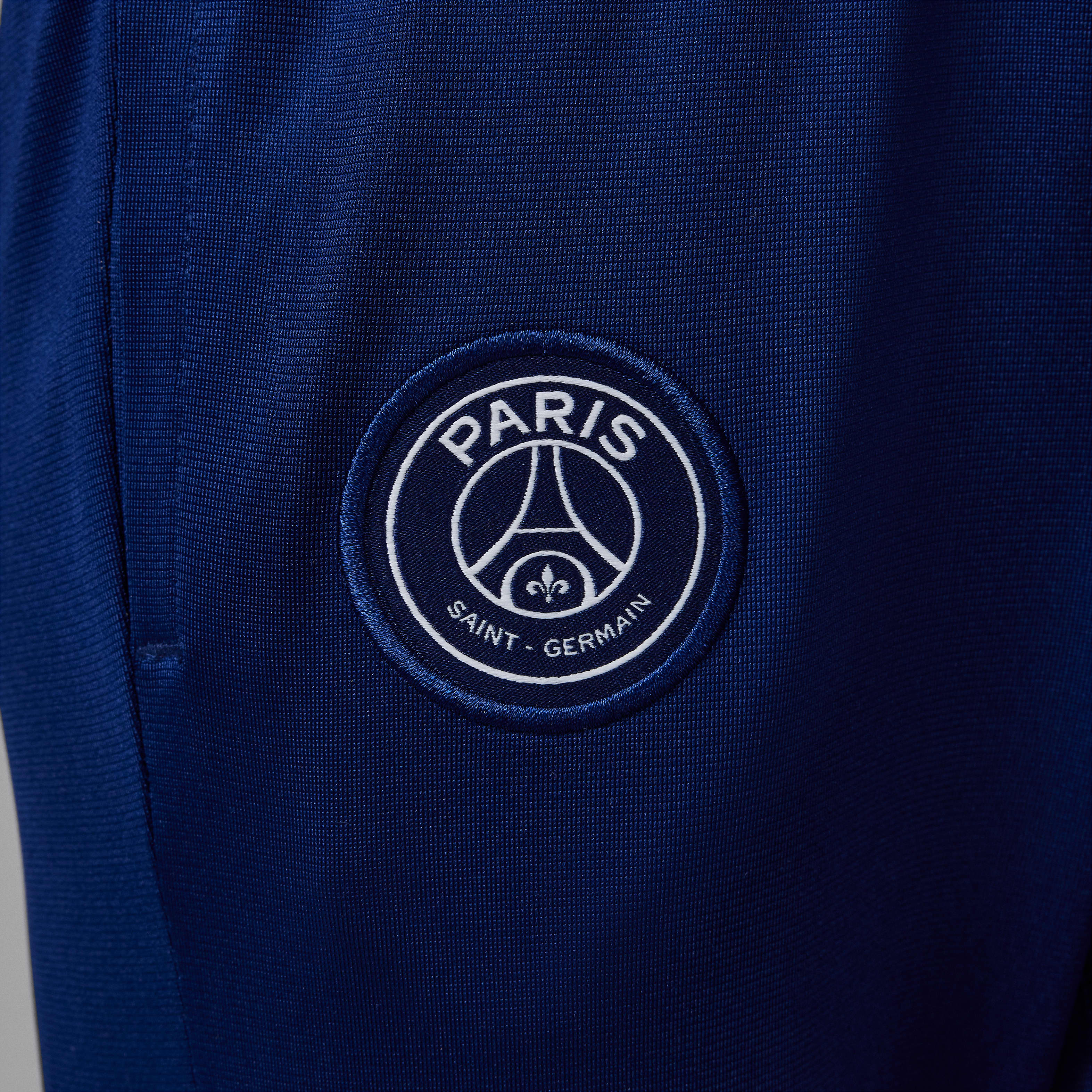 Paris Saint-Germain Strike Fourth Little Kids' Jordan Dri-FIT Soccer Knit Tracksuit