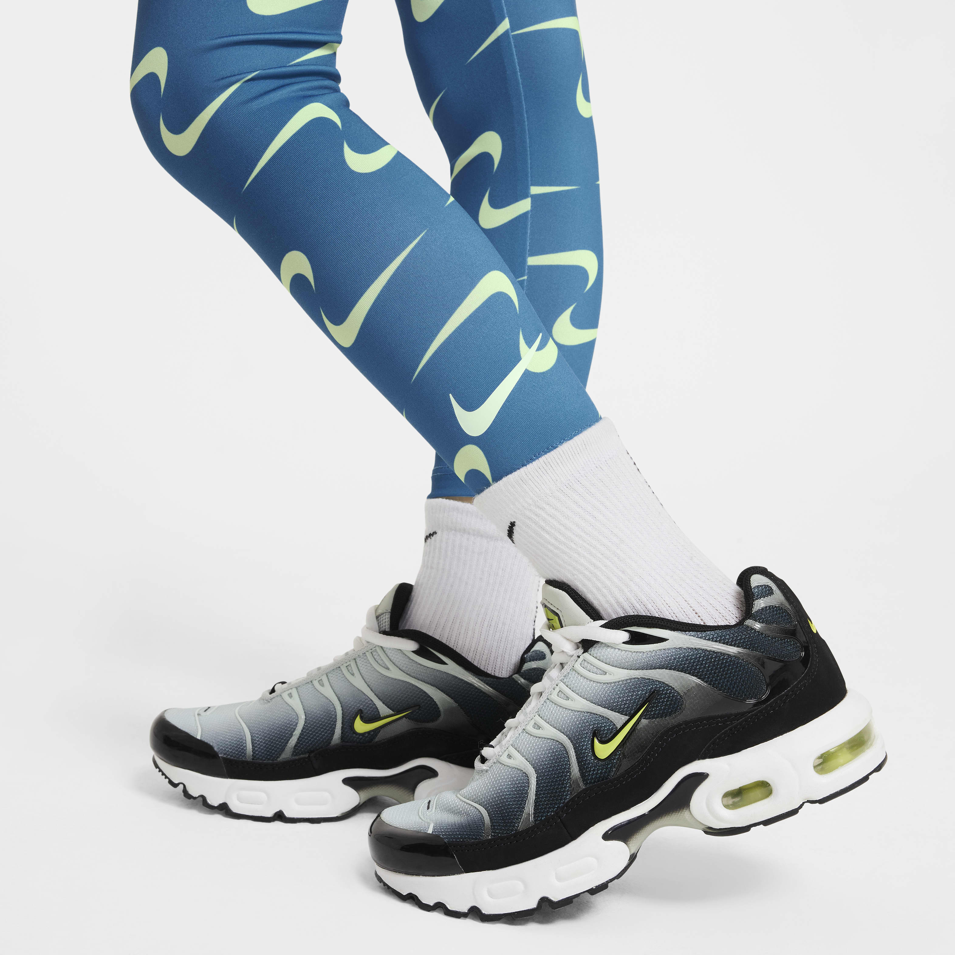 Nike New Impressions Toddler Crew and Leggings Set