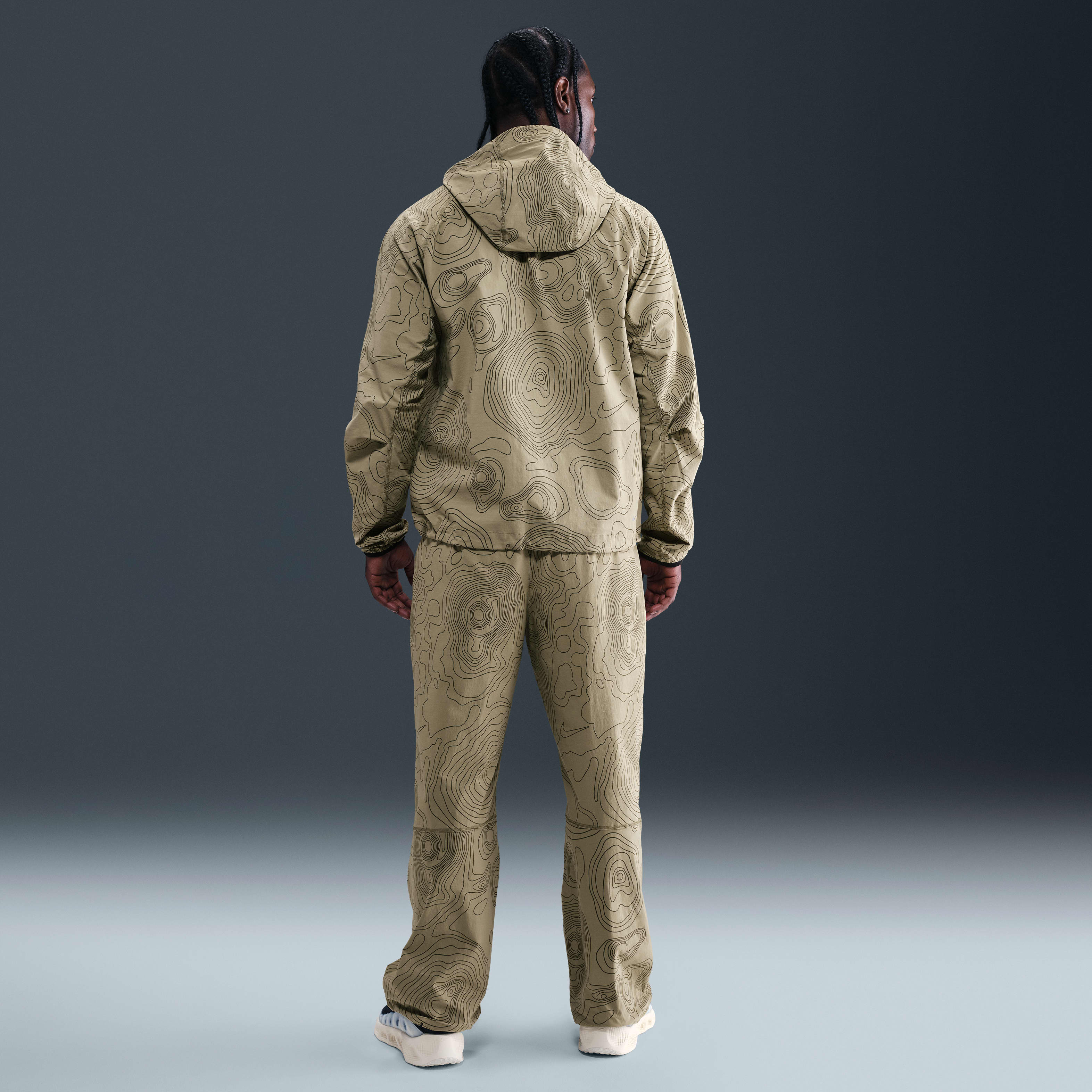 Nike Tech Men's Full-Zip Woven Windrunner Jacket