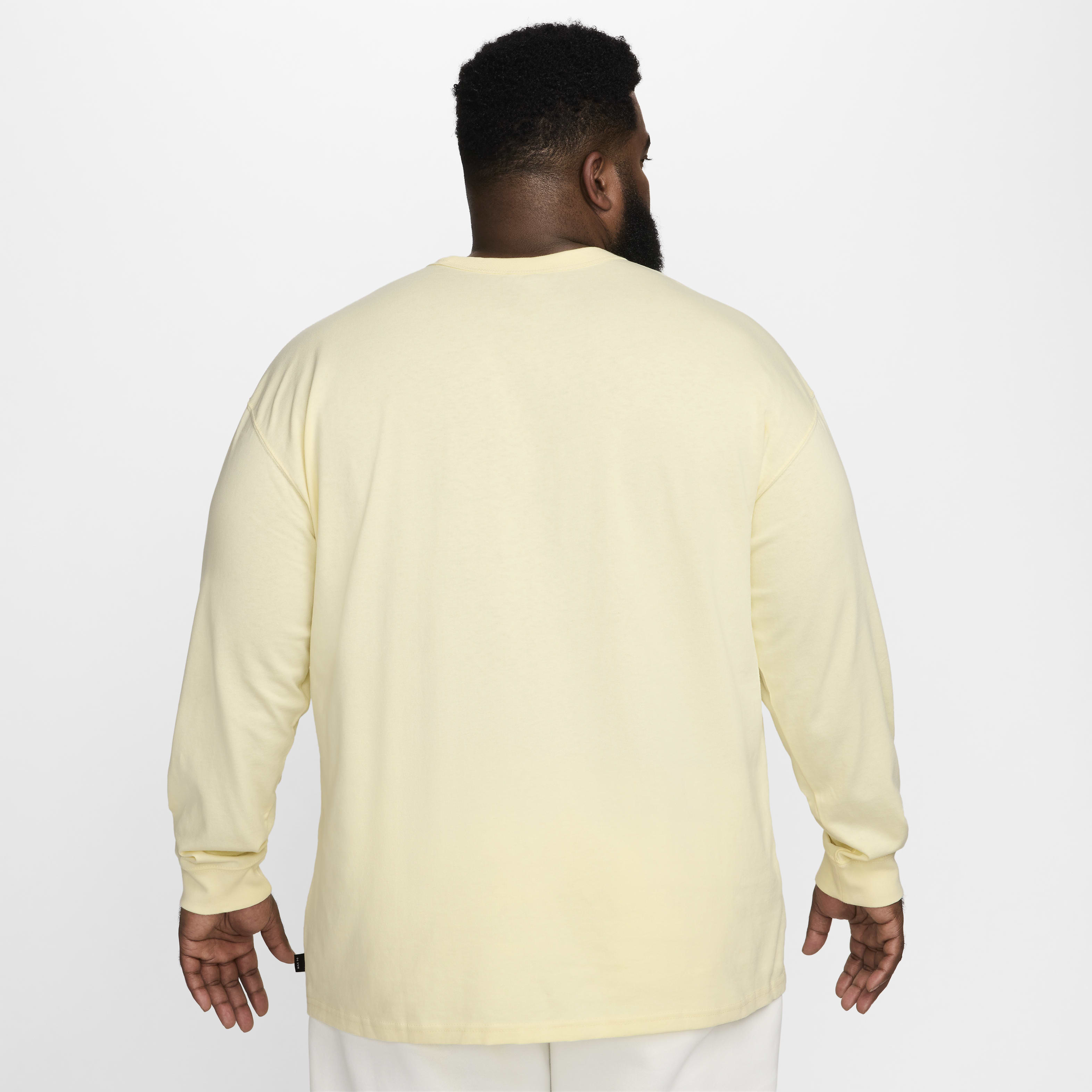 Nike Sportswear Premium Essentials Men's Long-Sleeve T-Shirt