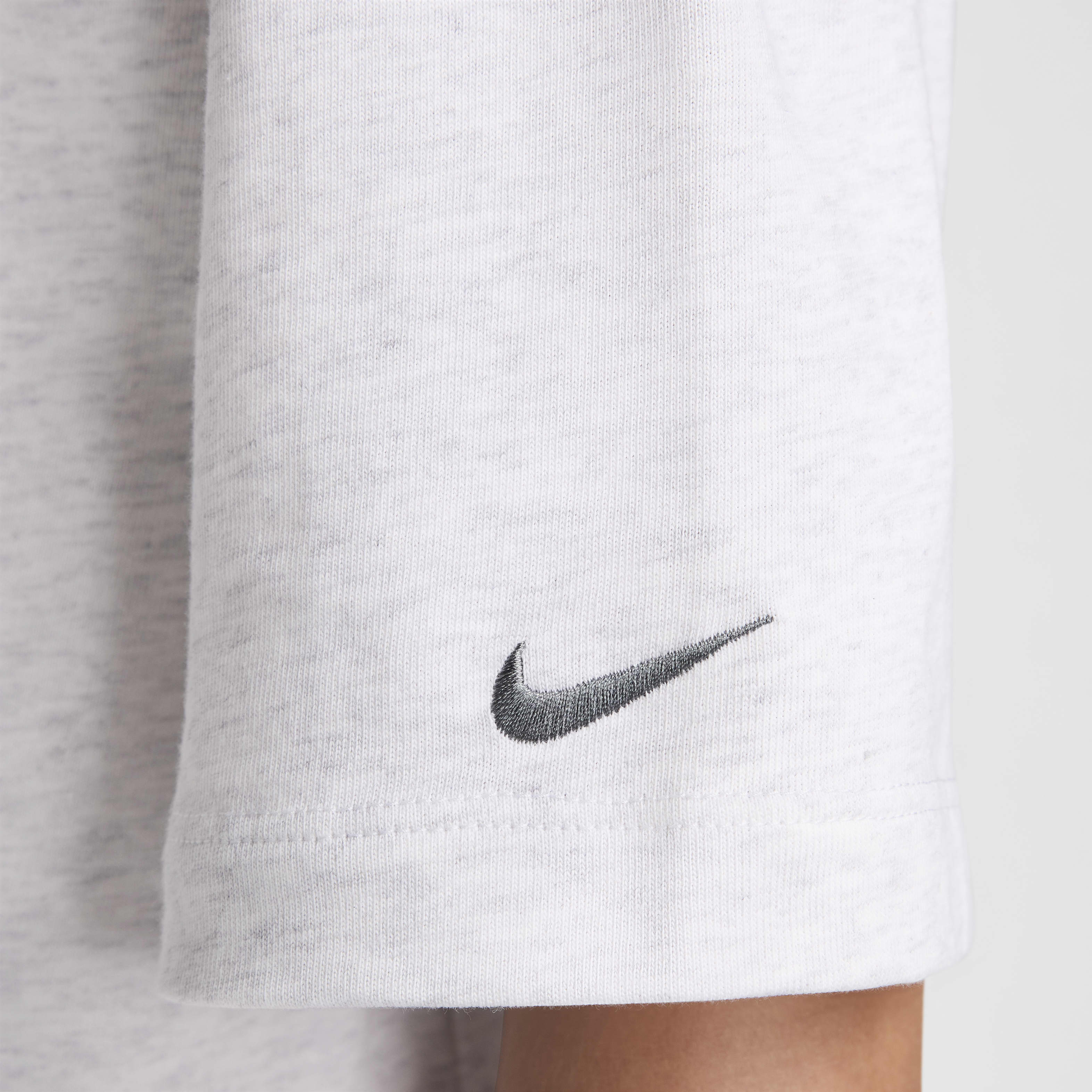 Nike Sportswear Essential Women's Oversized T-Shirt