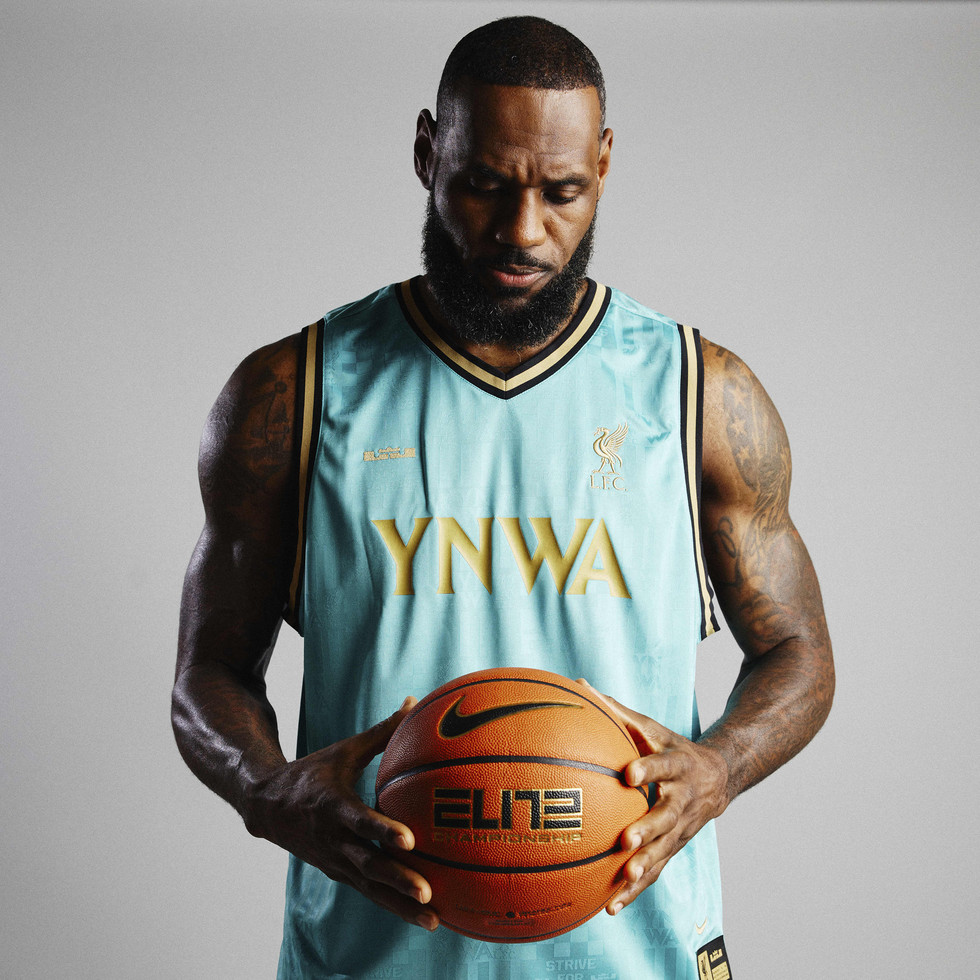 LeBron x Liverpool FC Men's Dri-FIT DNA Basketball Jersey