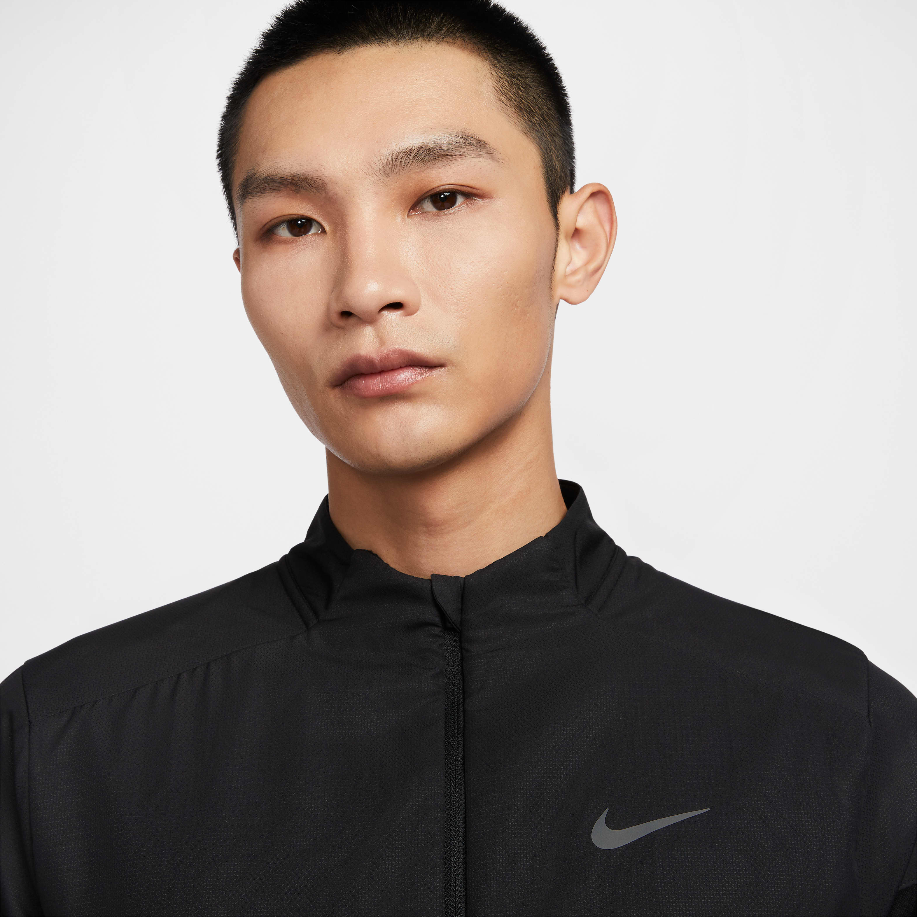 Nike Sphere Element Men's Therma-FIT Water-Repellent 1/2-Zip Running Top