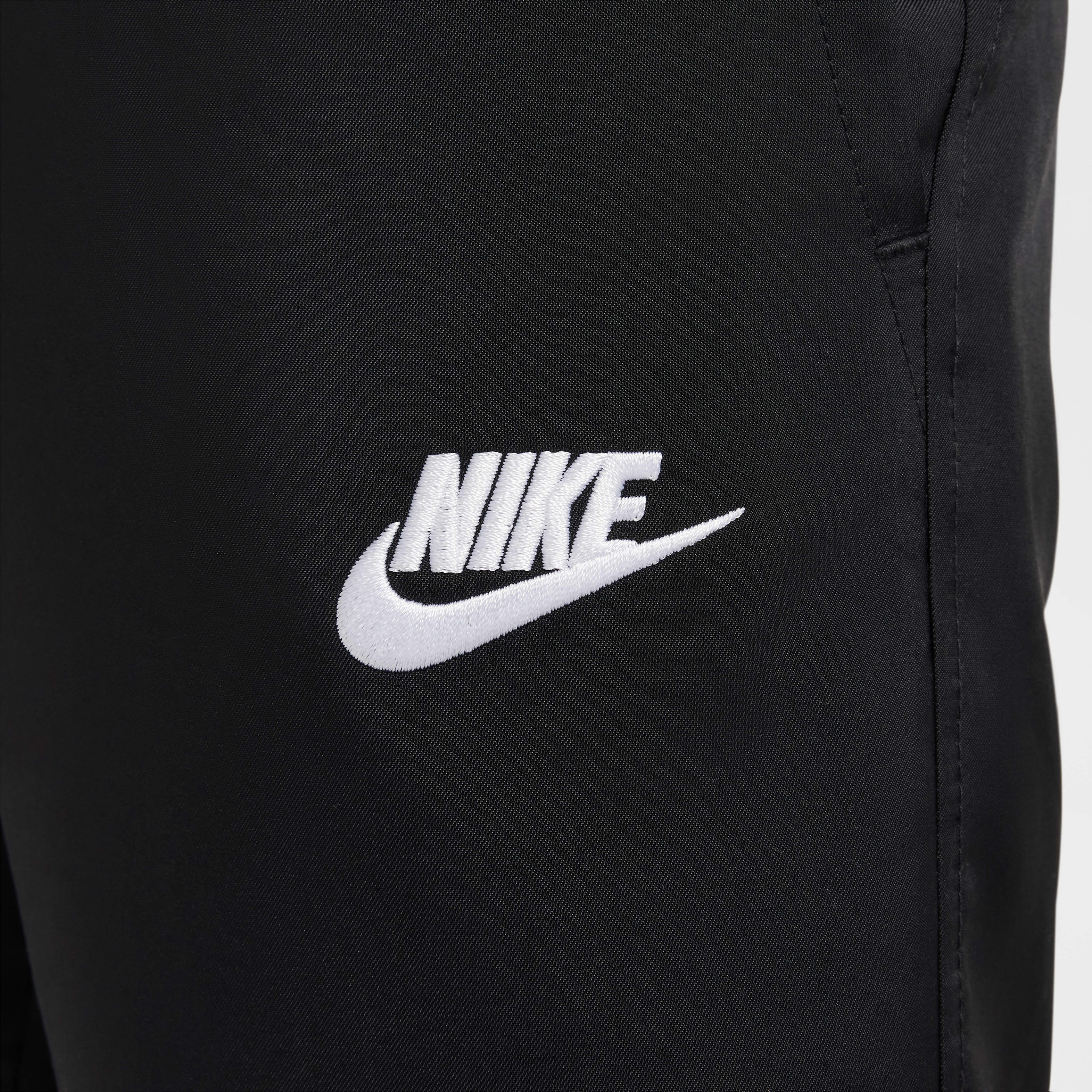 Nike Sportswear Club Big Kids' Woven Joggers