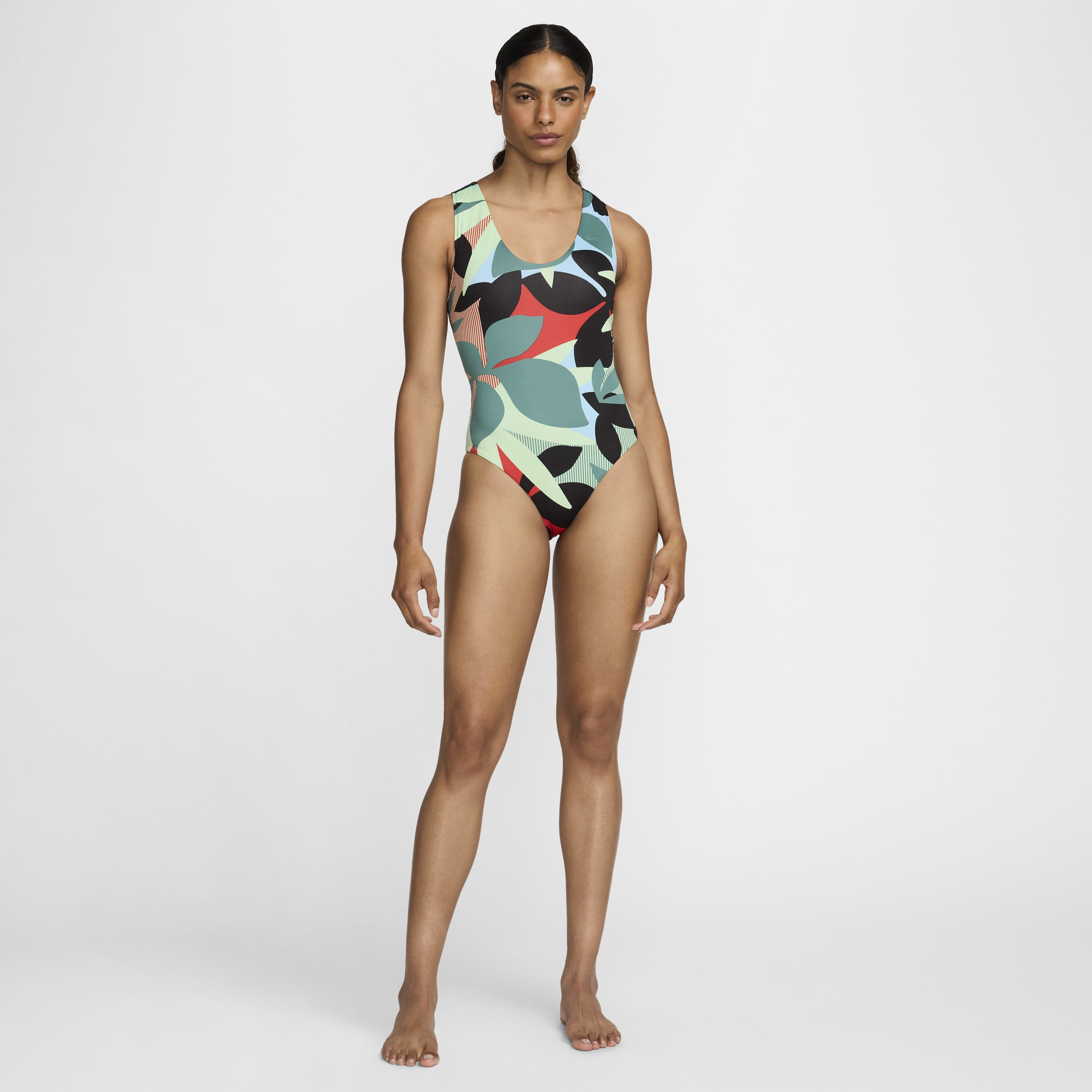 Nike Swim Women's Keyhole Back One-Piece Swimsuit