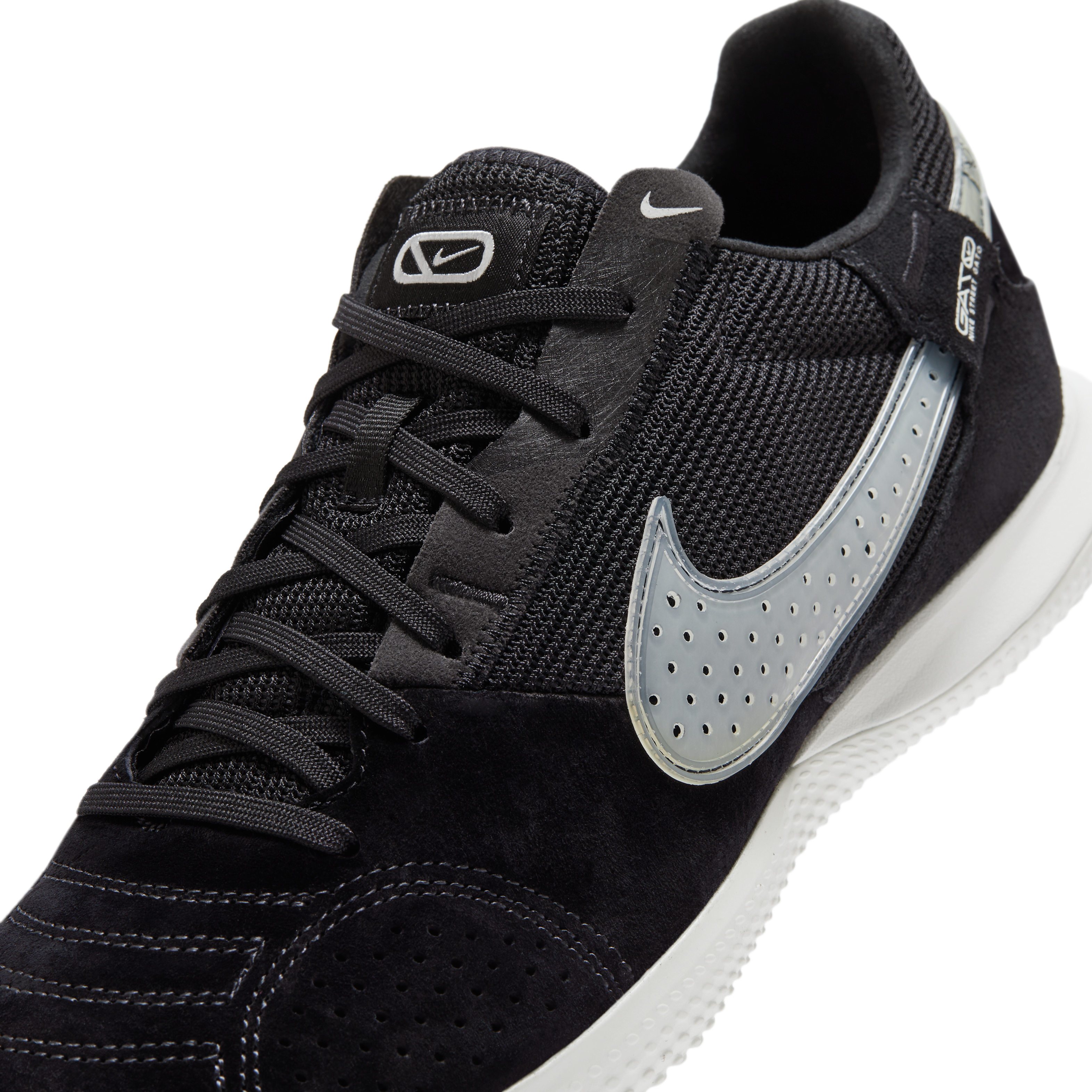 Nike Streetgato Low-Top Soccer Shoes