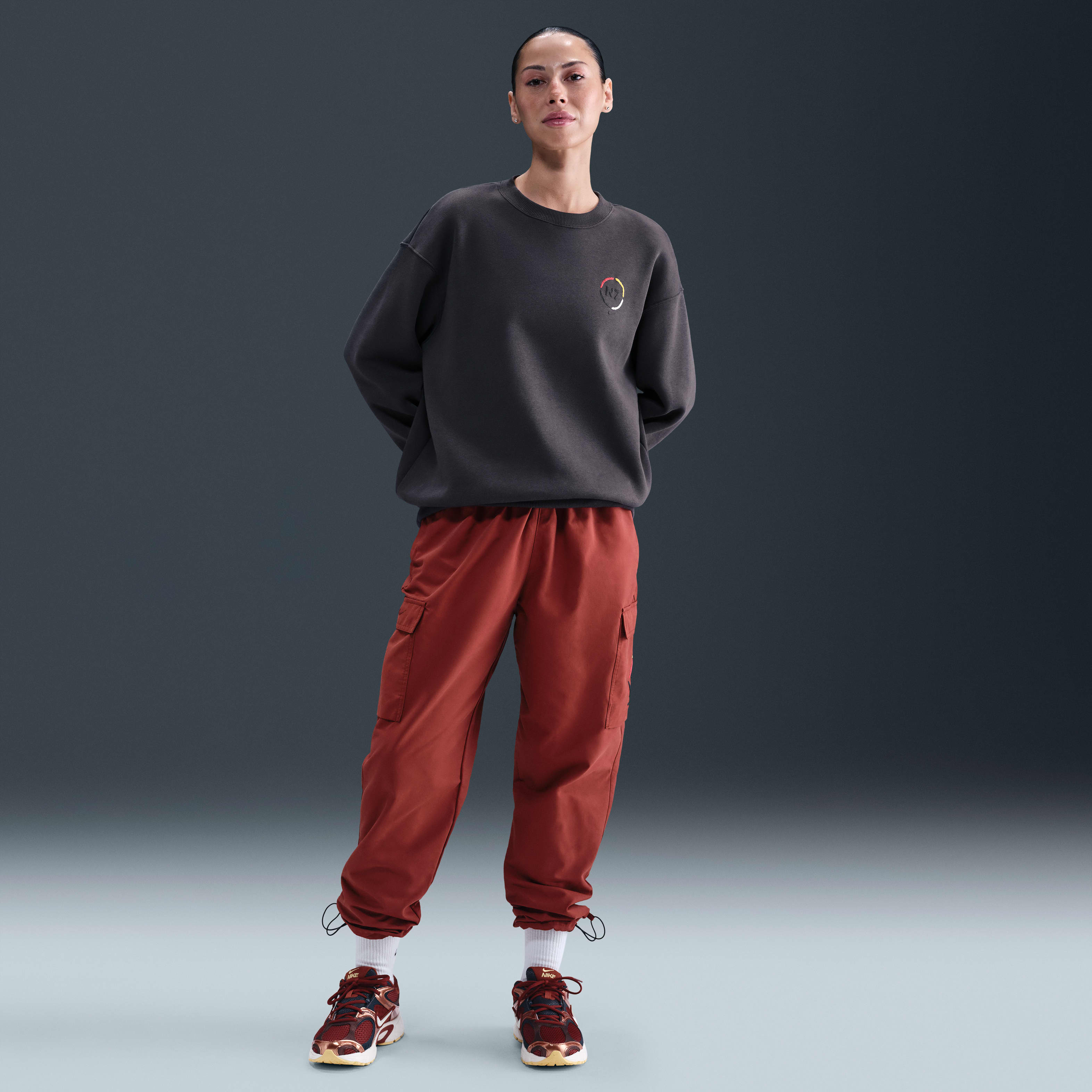 Nike Sportswear Phoenix Fleece N7 Oversized Crew-Neck Sweatshirt