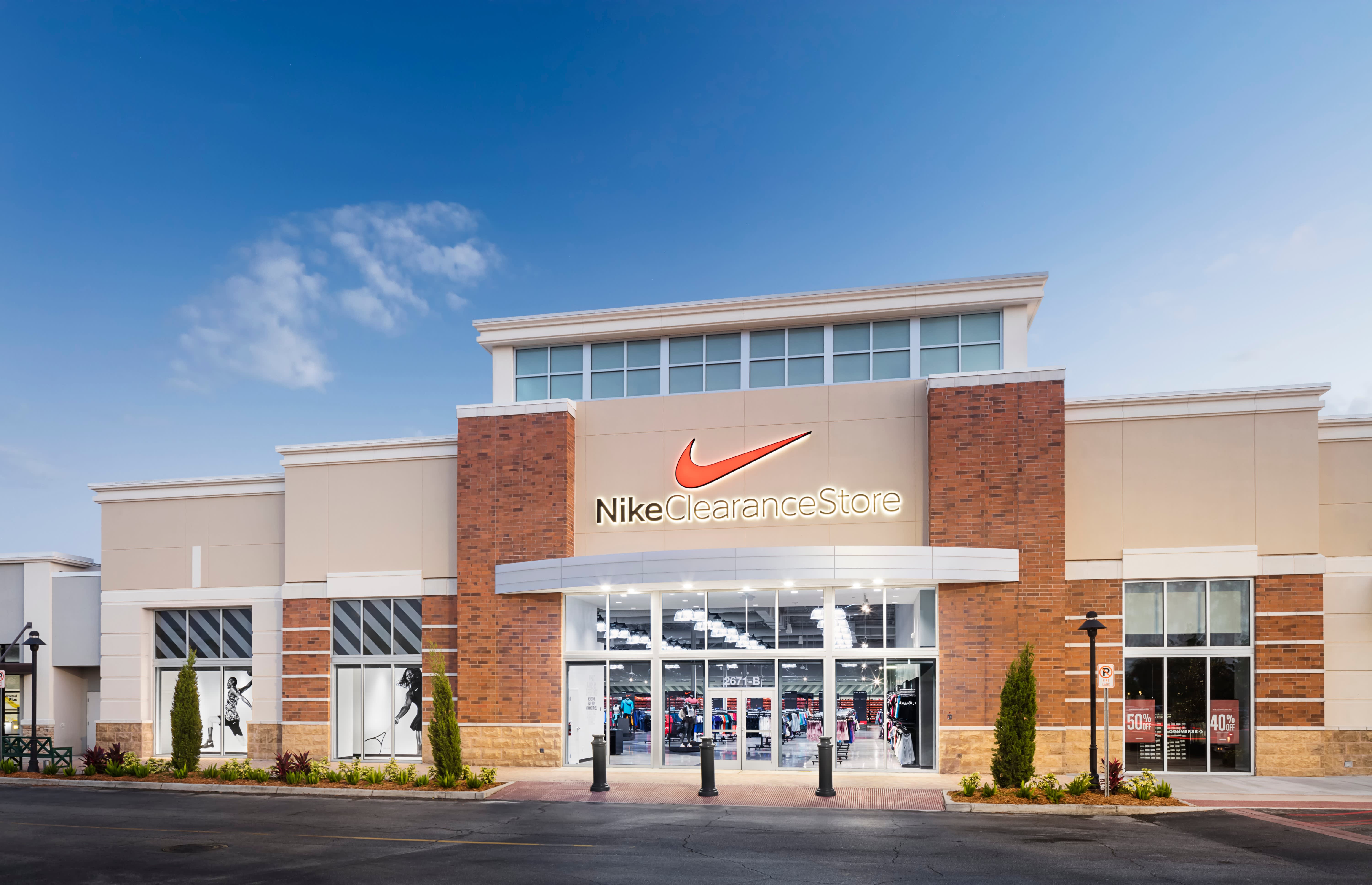 Outlets near store me nike