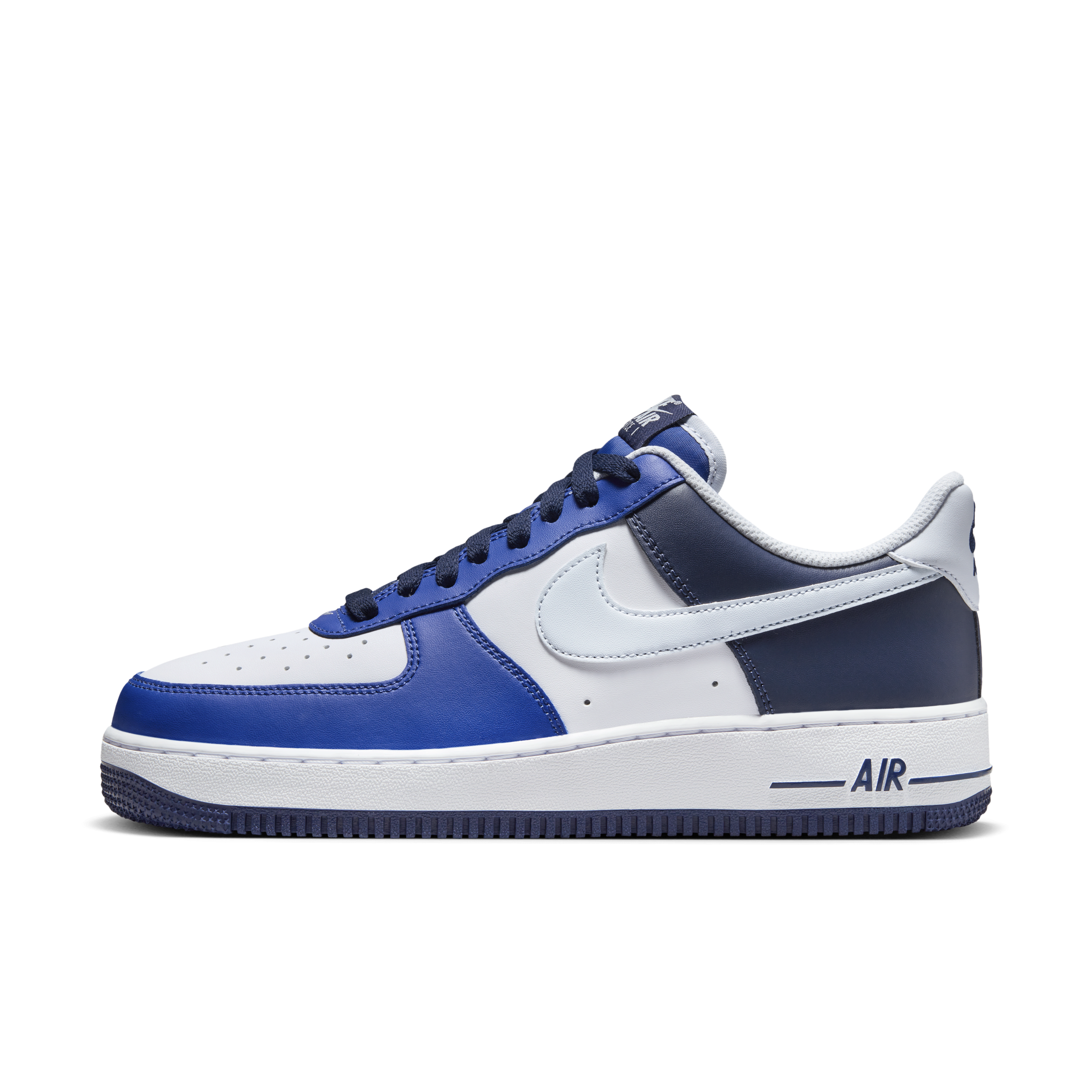 Nike Air Force 1 '07 LV8 Shoes