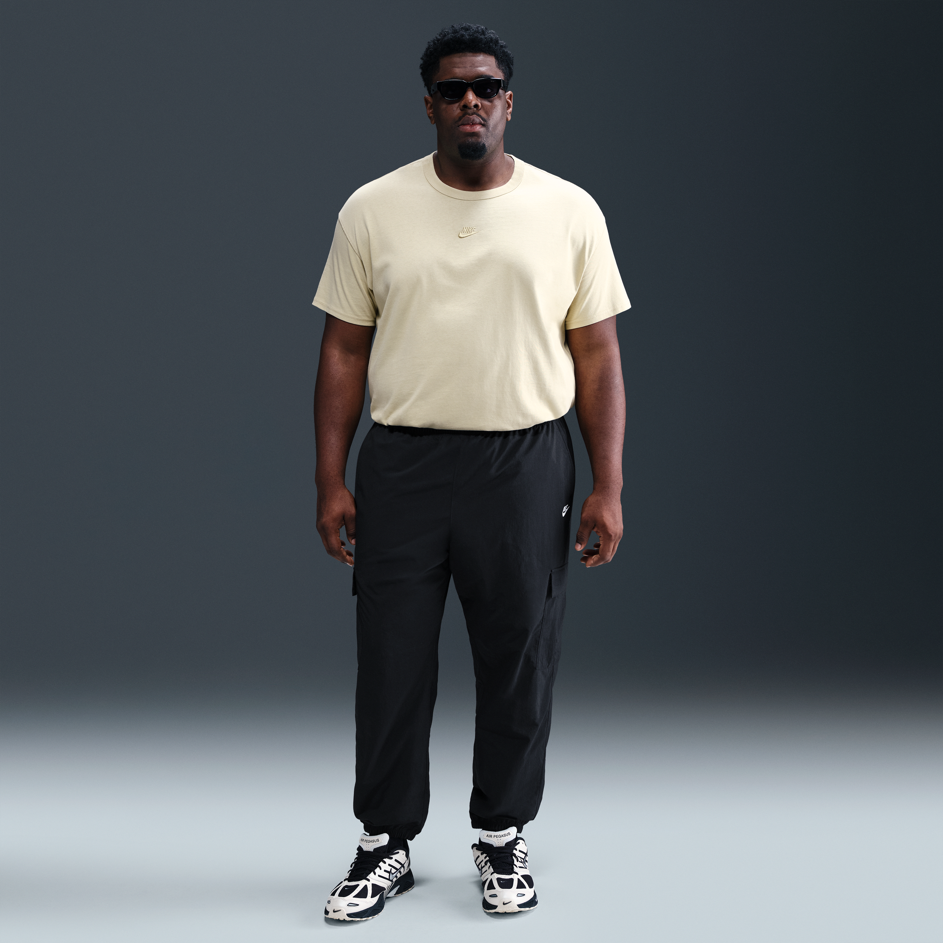 Nike Club Men's Woven Cargo Pants