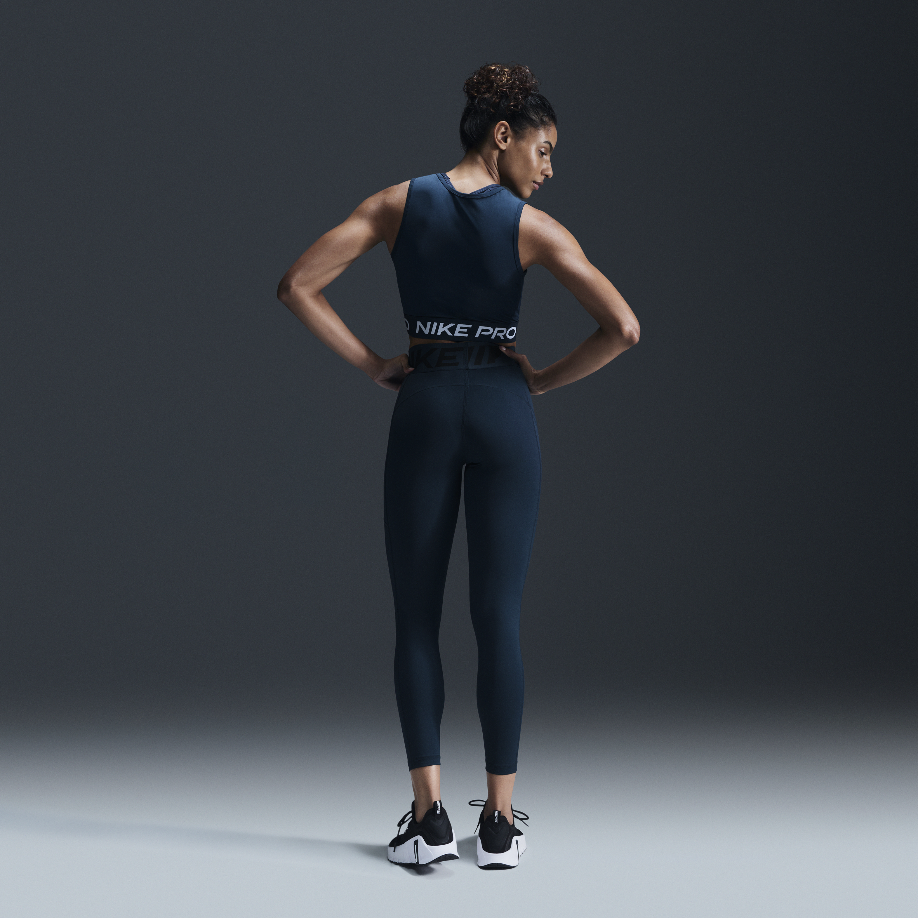 Nike Pro Sculpt Women's High-Waisted 7/8 Leggings with Pockets