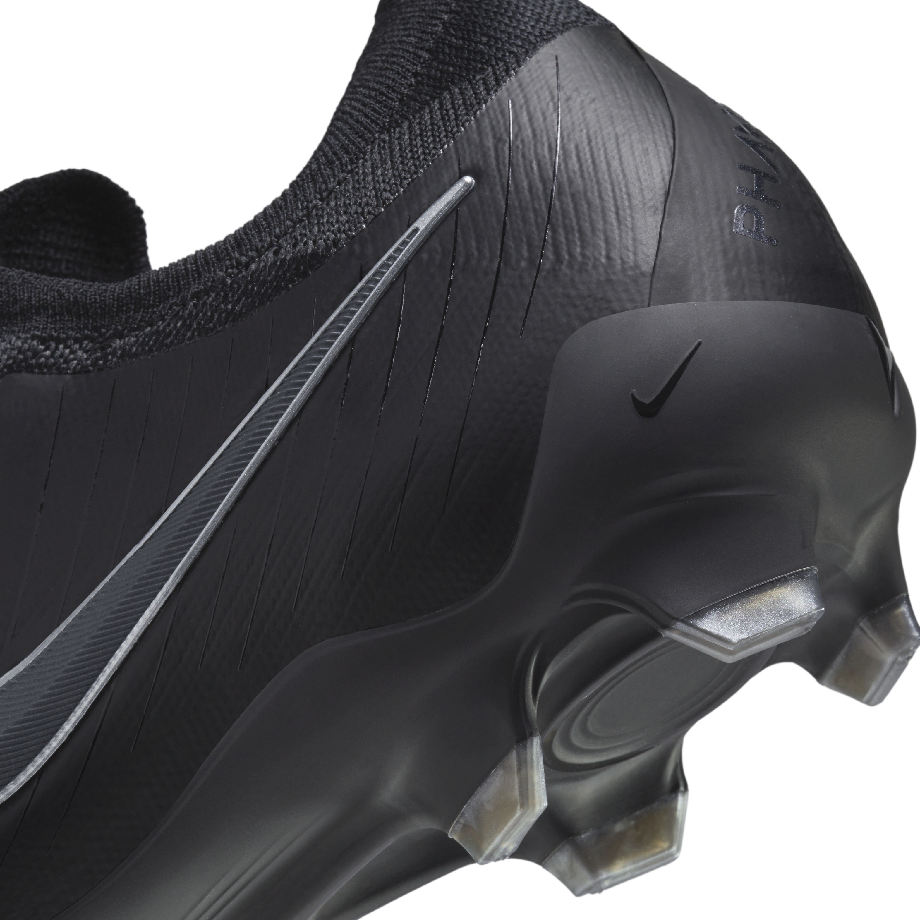 Nike Phantom GX 2 Pro FG Low-Top Soccer Cleats