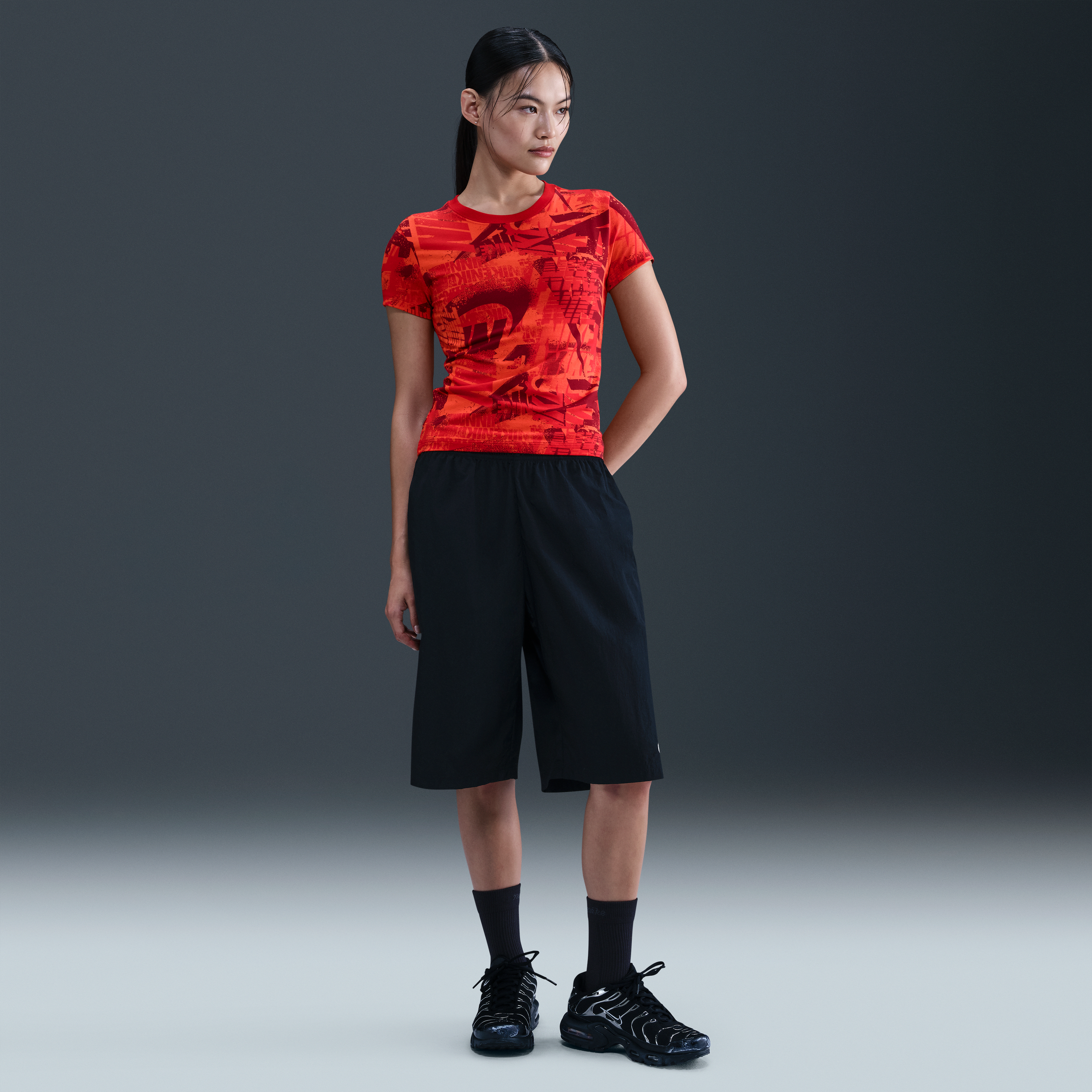 Nike Sportswear Women's Slim T-Shirt