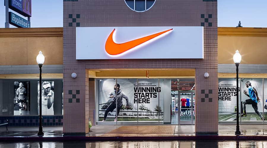 nike store gilroy outlet