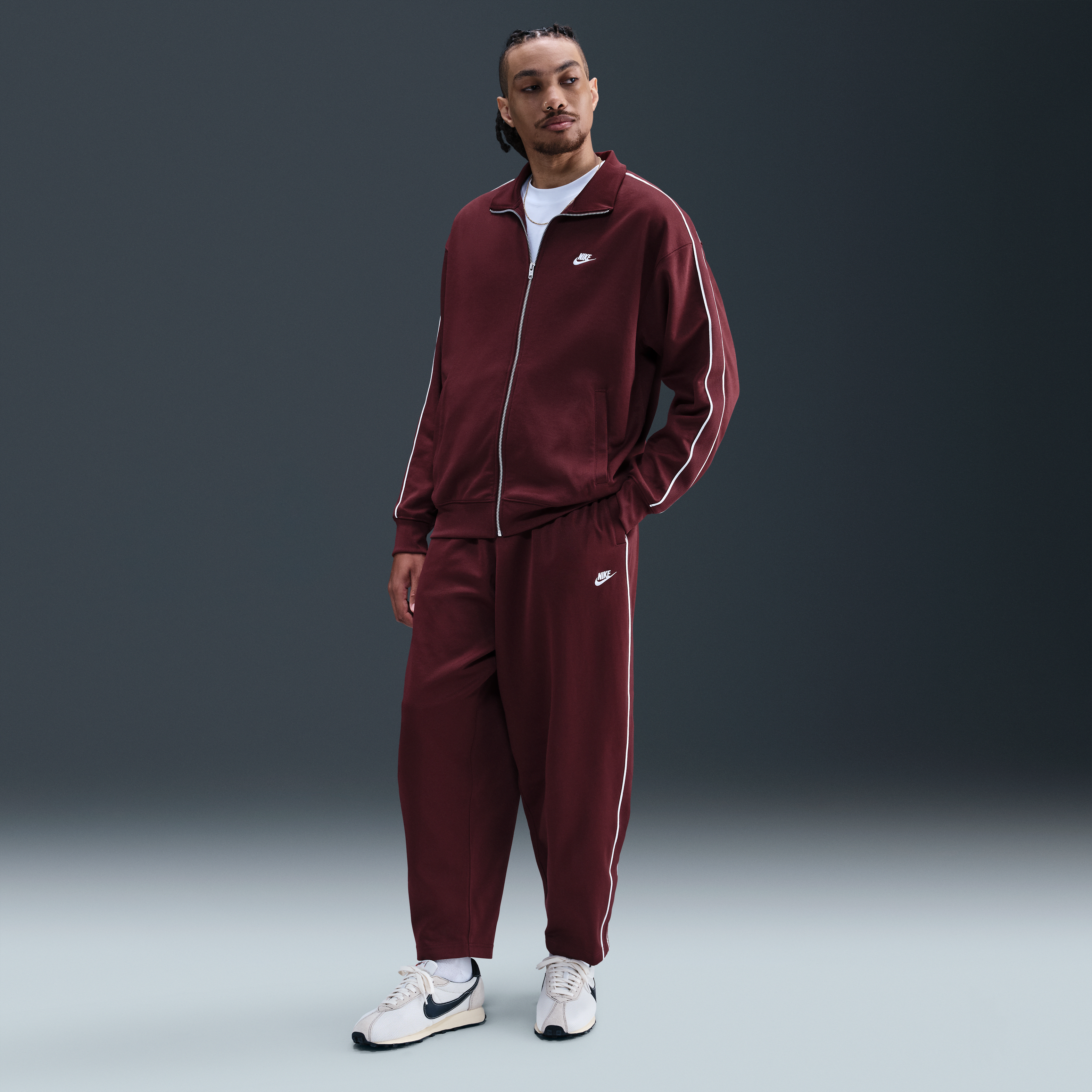 Nike Sportswear Club Men's Oversized Knit Track Pants