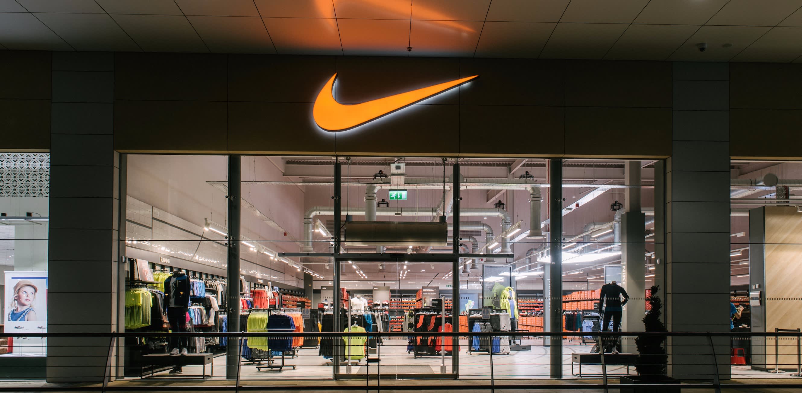 Nike Factory Springsapje
