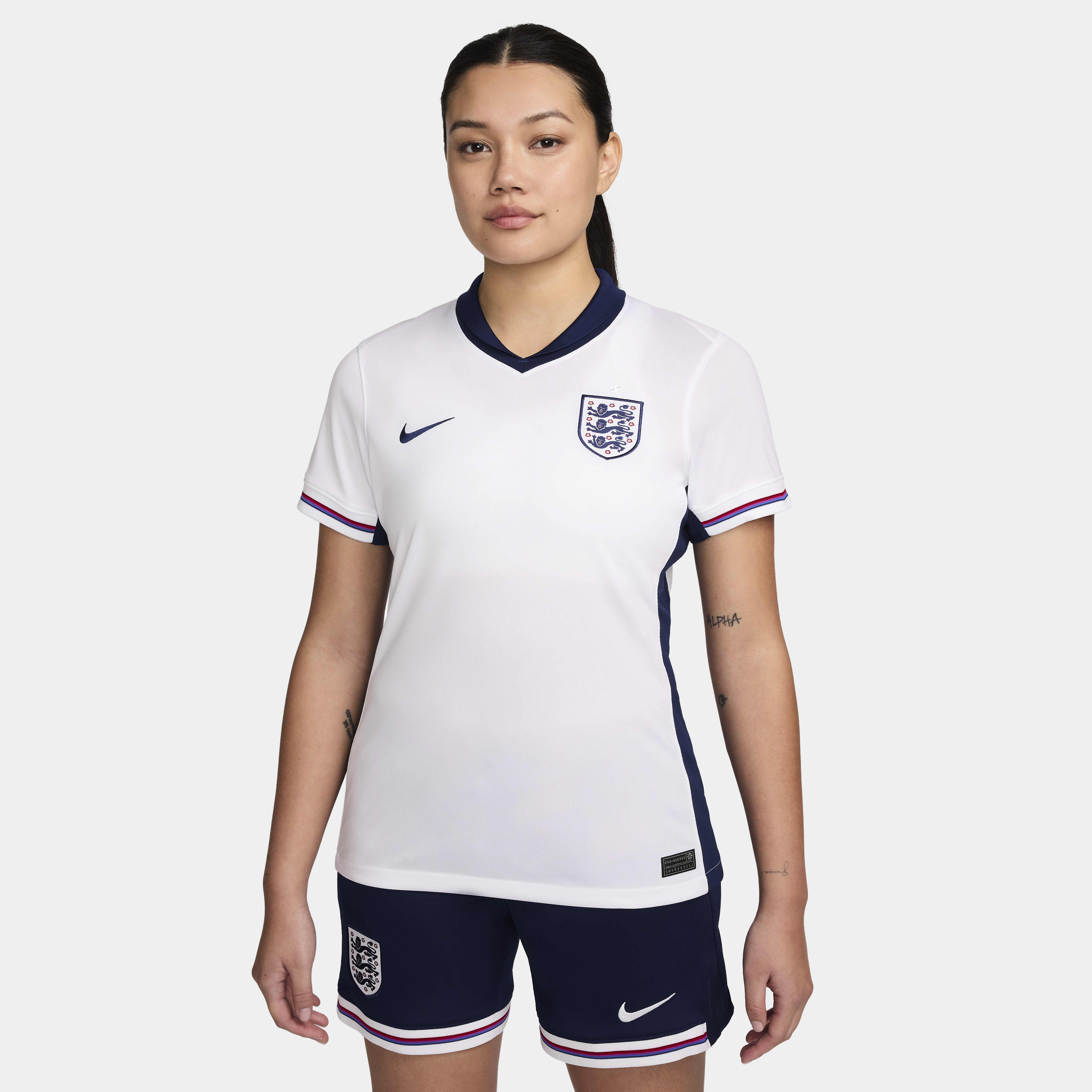 England (Men's Team) 2024/25 Stadium Home Women's Nike Dri-FIT Soccer Replica Jersey