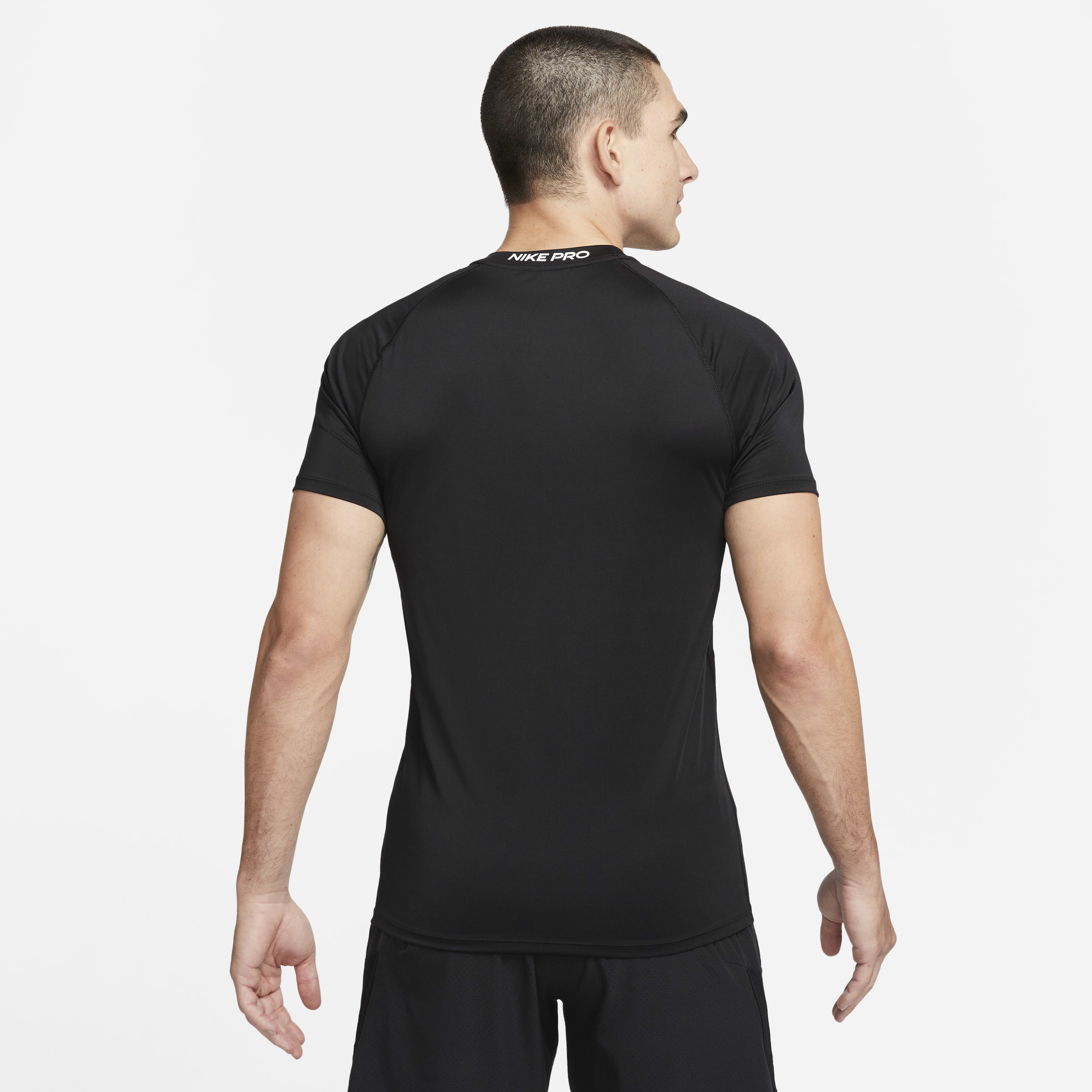 Nike Pro Men's Dri-FIT Slim Short-Sleeve Top