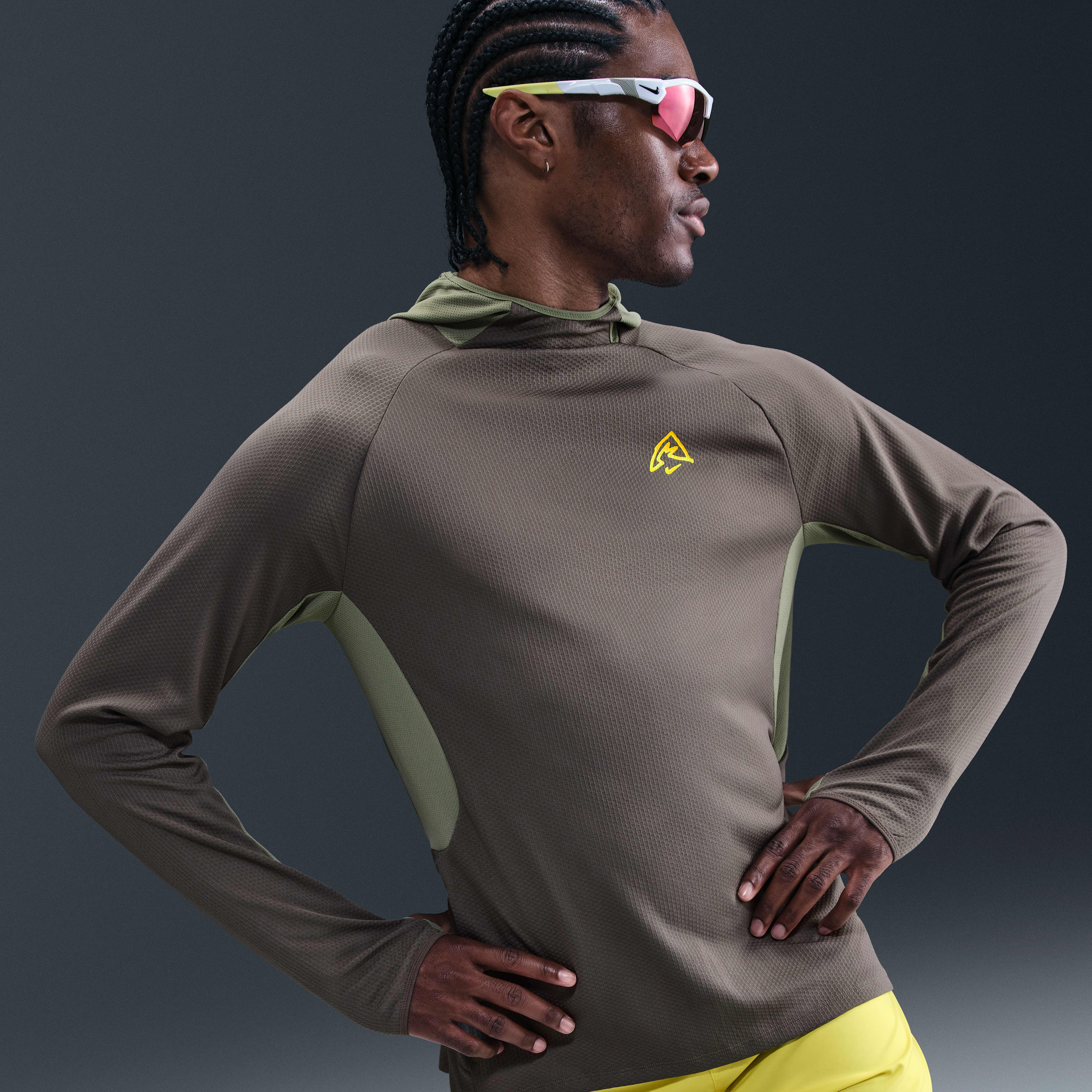 Nike Men's Dri-FIT UV Hooded Running Top