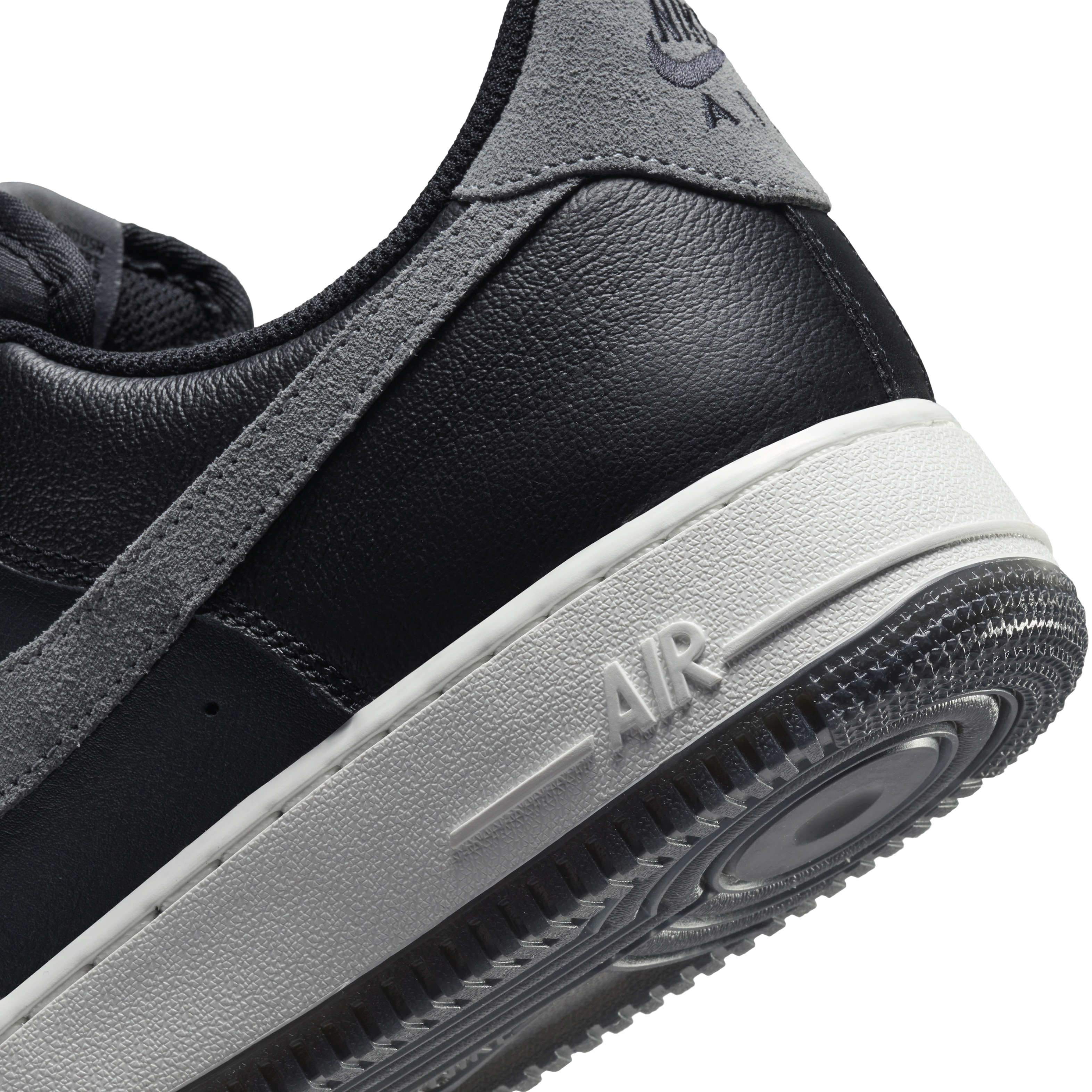 Nike Air Force 1 '07 LV8 Men's Shoes