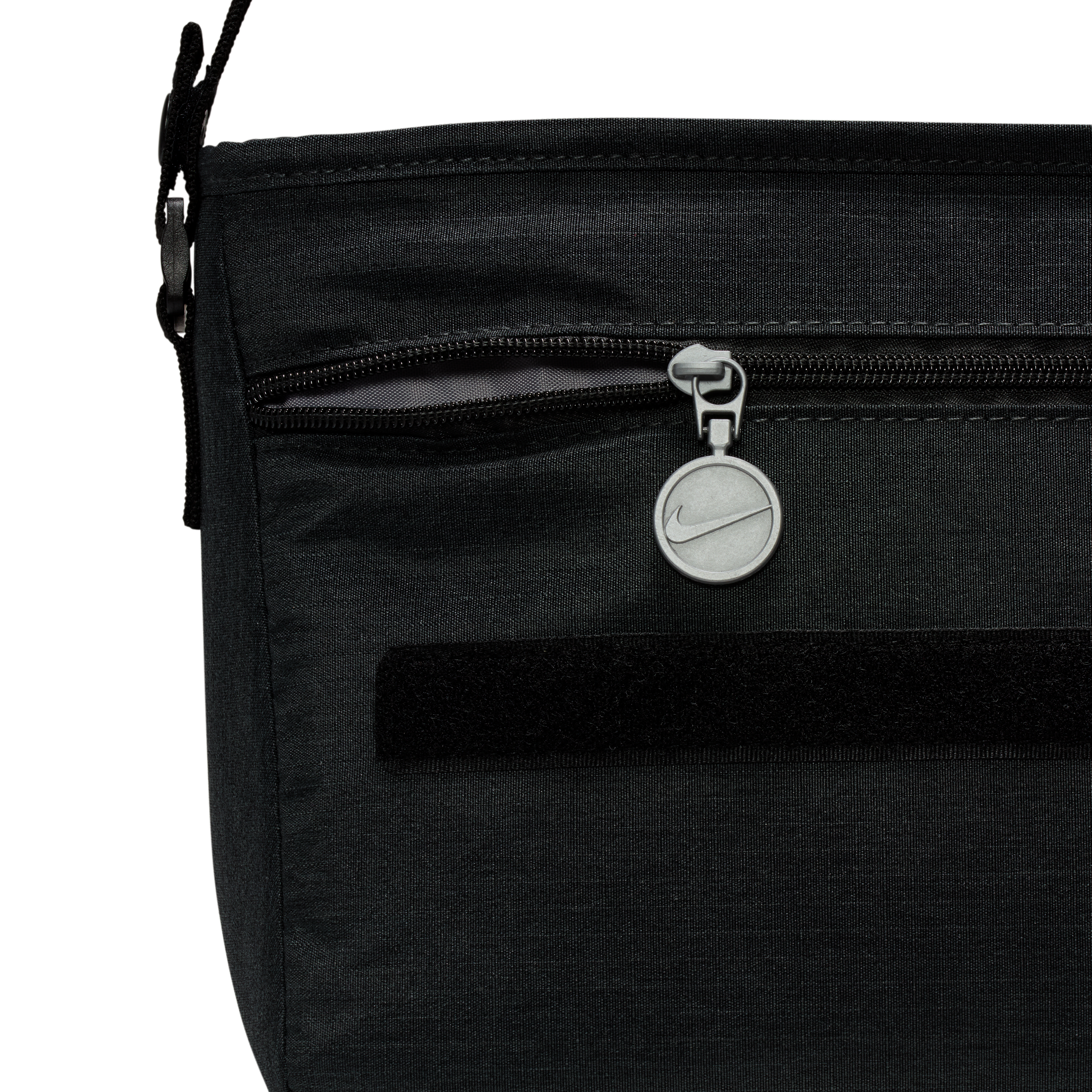 Nike Futura Messenger Lunch Tote (7.5L)