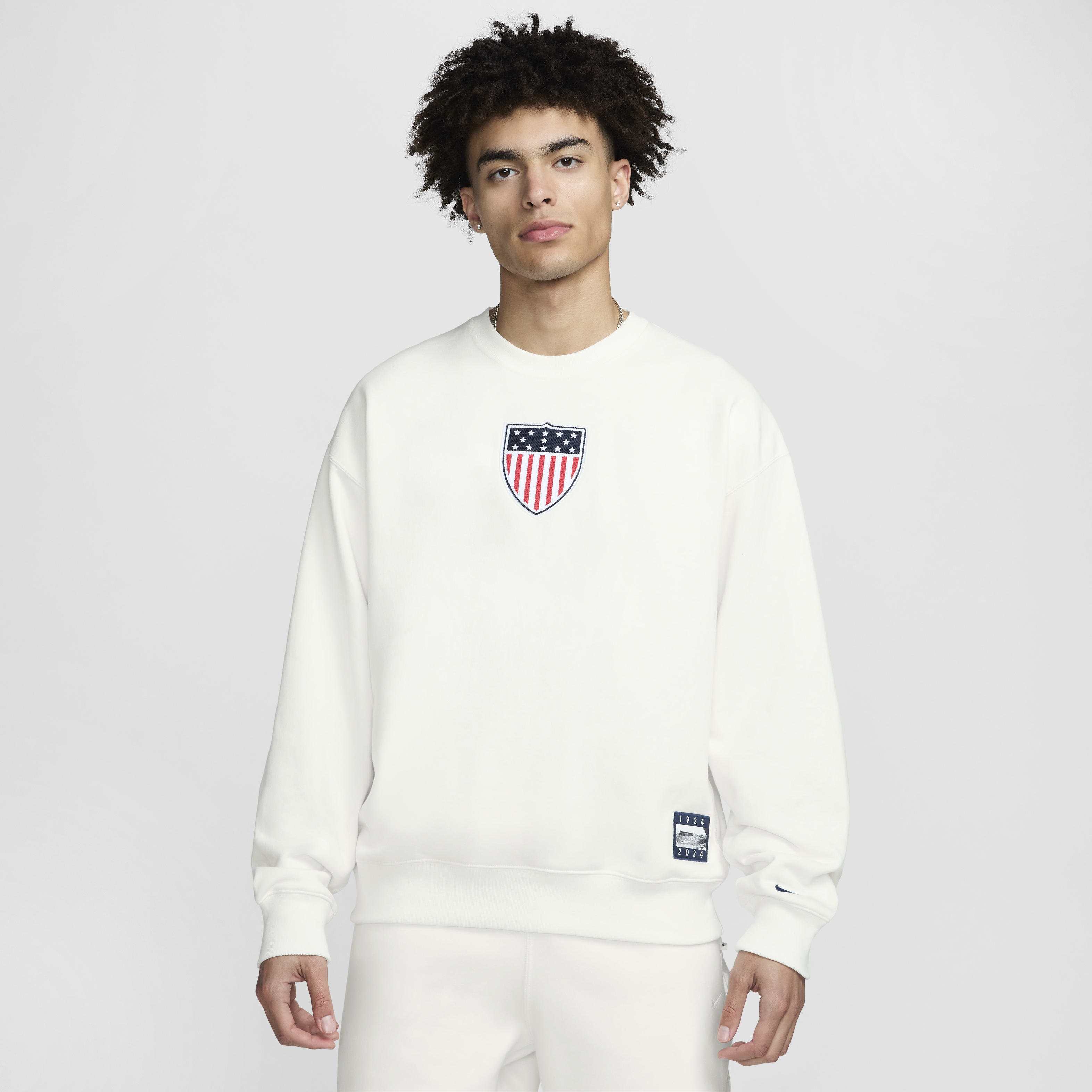 Team USA Solo Swoosh Men's Nike Crew-Neck Sweatshirt