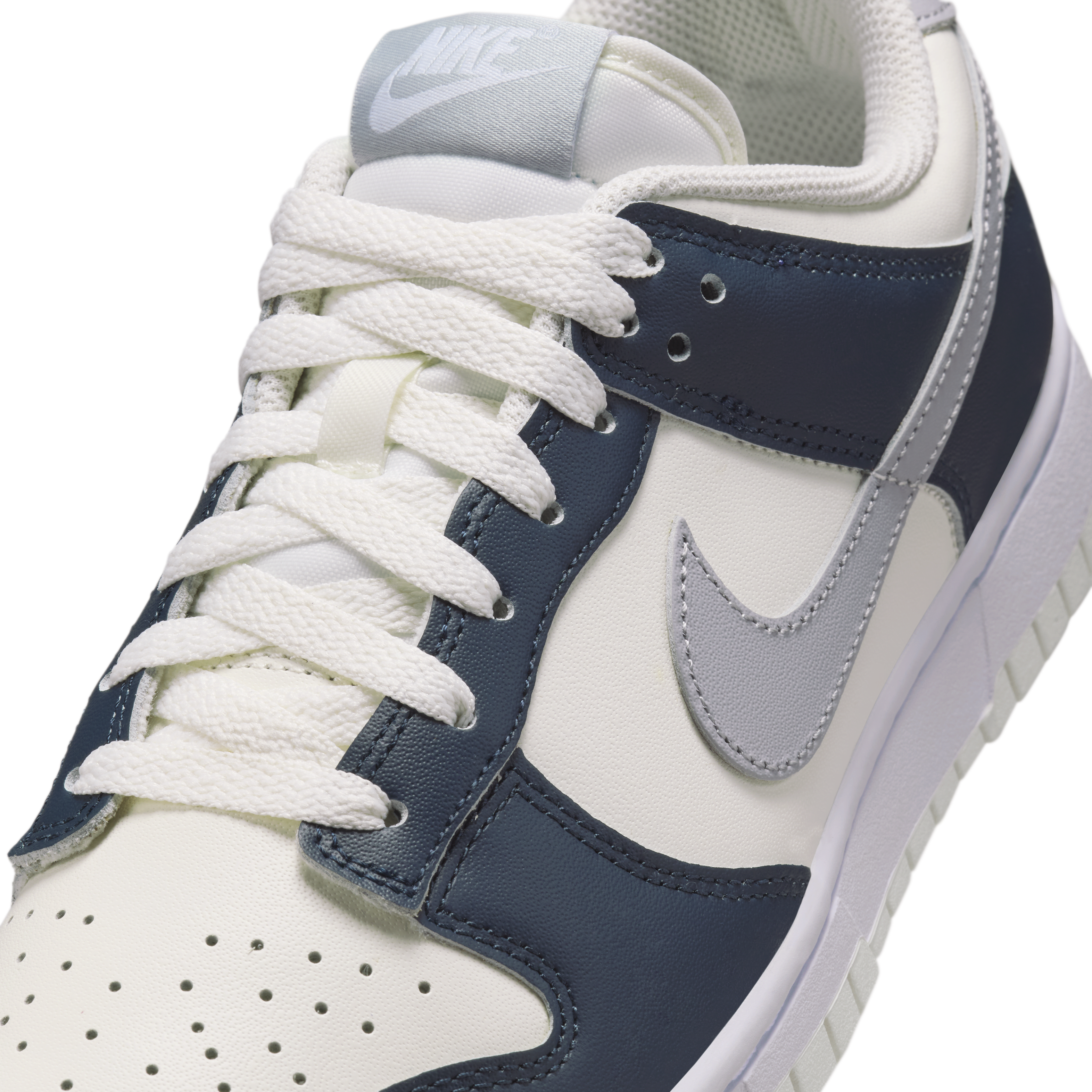 Nike Dunk Low Women's Shoes